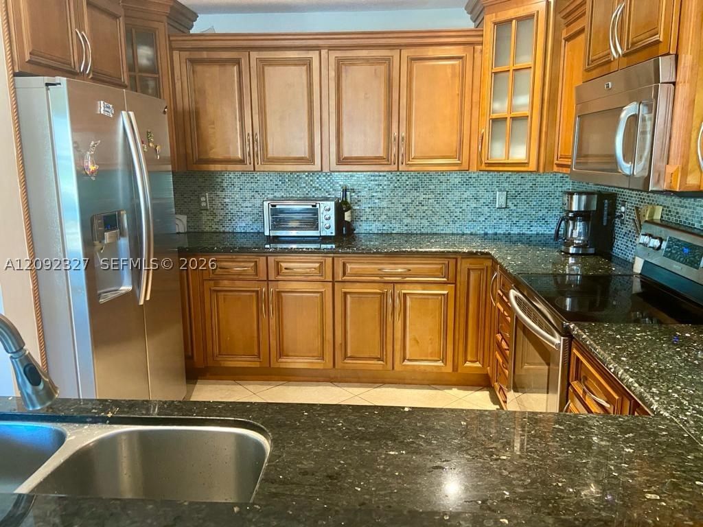 Real estate property located at 4046 Eastridge Dr, Broward, Crystal View Townhomes Pl, Deerfield Beach, FL