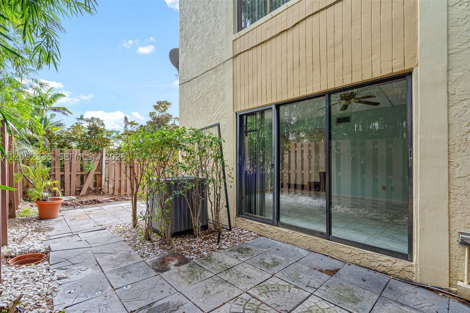 Real estate property located at 3225 13th St #201, Broward, Tor-palm Townhouses Condo, Pompano Beach, FL