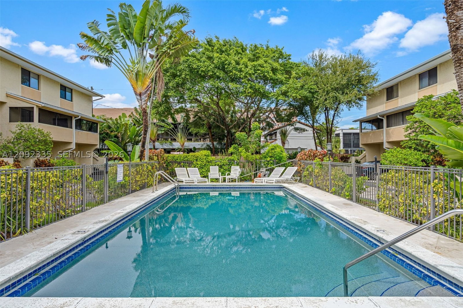 Real estate property located at 3225 13th St #201, Broward, Tor-palm Townhouses Condo, Pompano Beach, FL