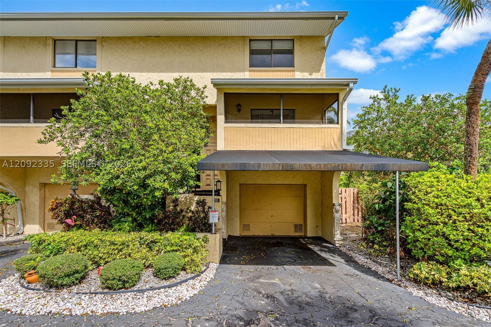 Real estate property located at 3225 13th St #201, Broward, Tor-palm Townhouses Condo, Pompano Beach, FL