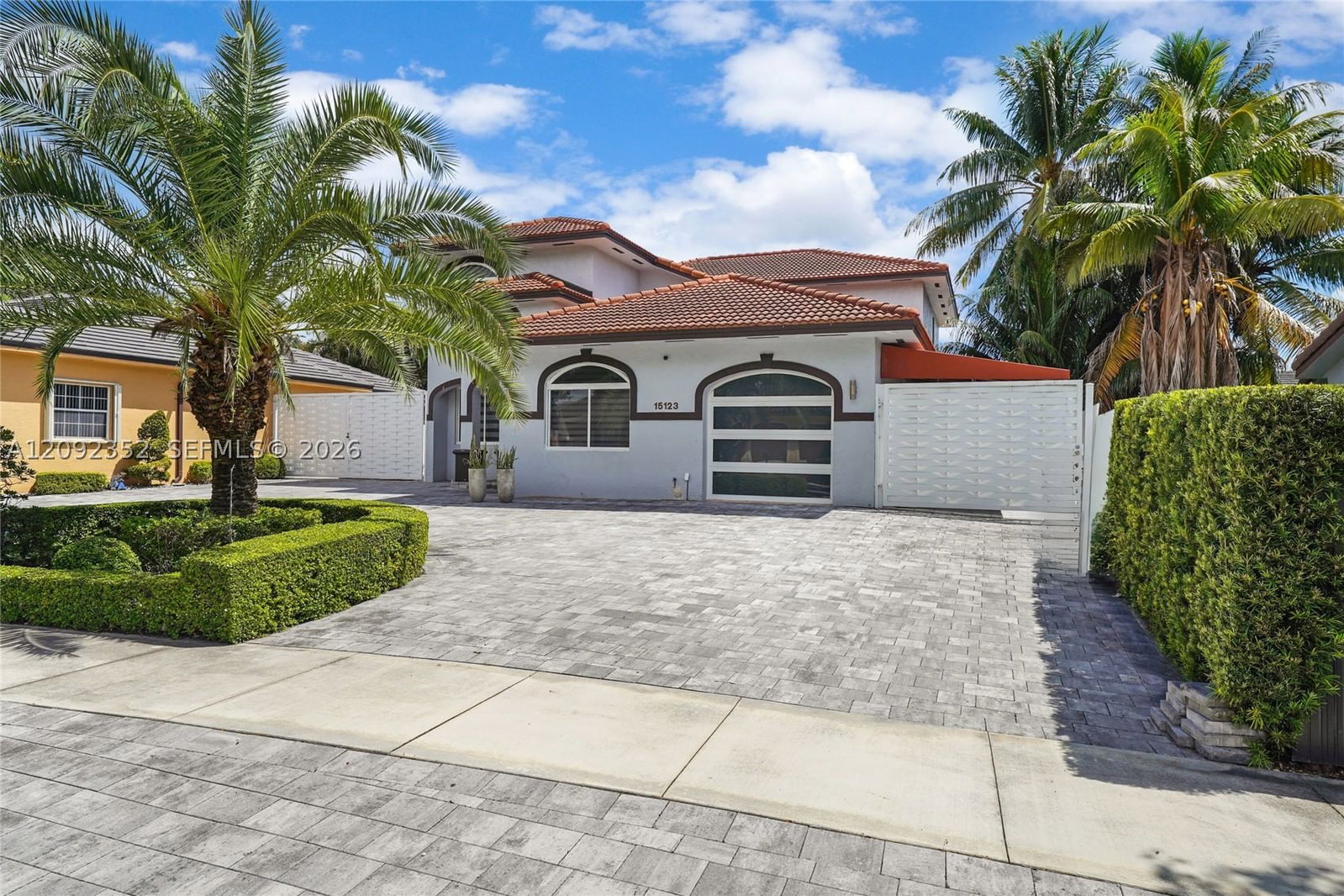 Real estate property located at 15123 87th Pl, Miami-dade, West Lakes Gardens 5th Ad, Miami Lakes, FL