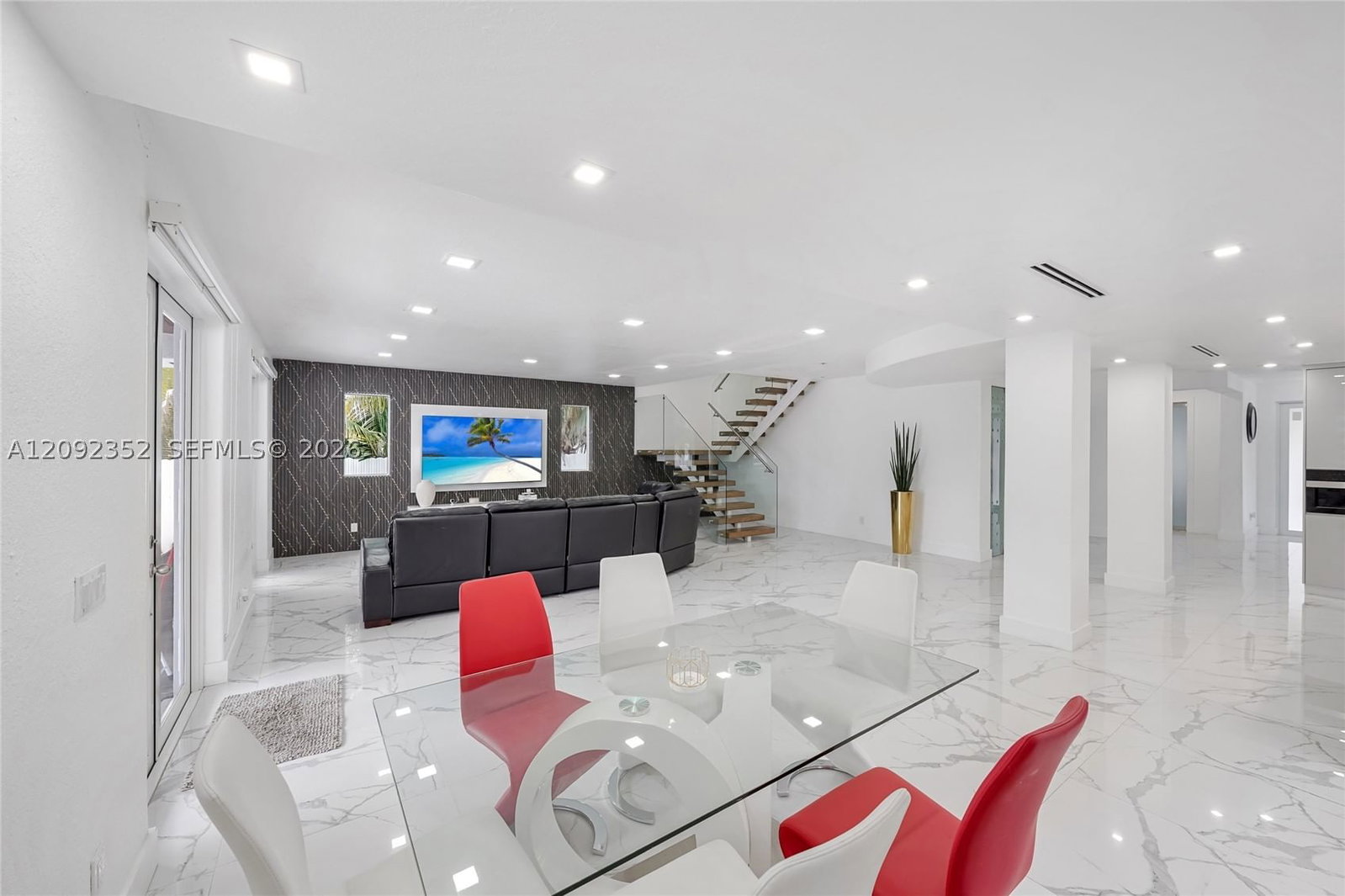 Real estate property located at 15123 87th Pl, Miami-dade, West Lakes Gardens 5th Ad, Miami Lakes, FL