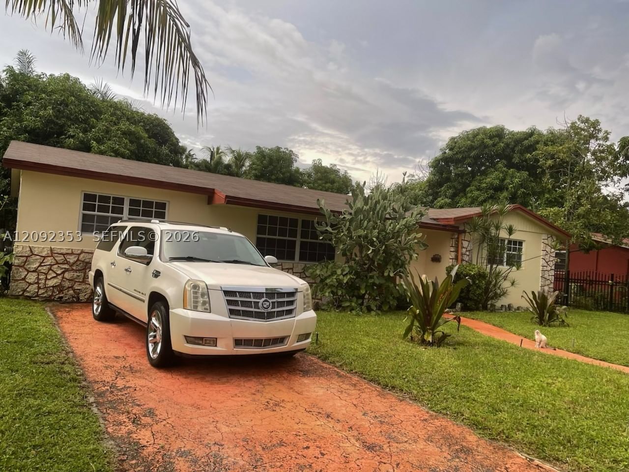 Real estate property located at 121 173rd St, Miami-dade, Con-gia Mnr, Miami, FL