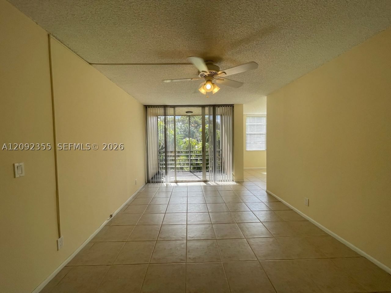 Real estate property located at 9431 Live Oak Pl #203, Broward, Live Oak Condo Twelve, Davie, FL
