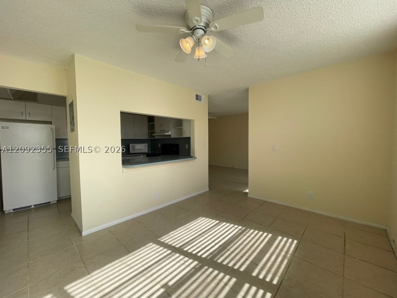 Real estate property located at 9431 Live Oak Pl #203, Broward, Live Oak Condo Twelve, Davie, FL