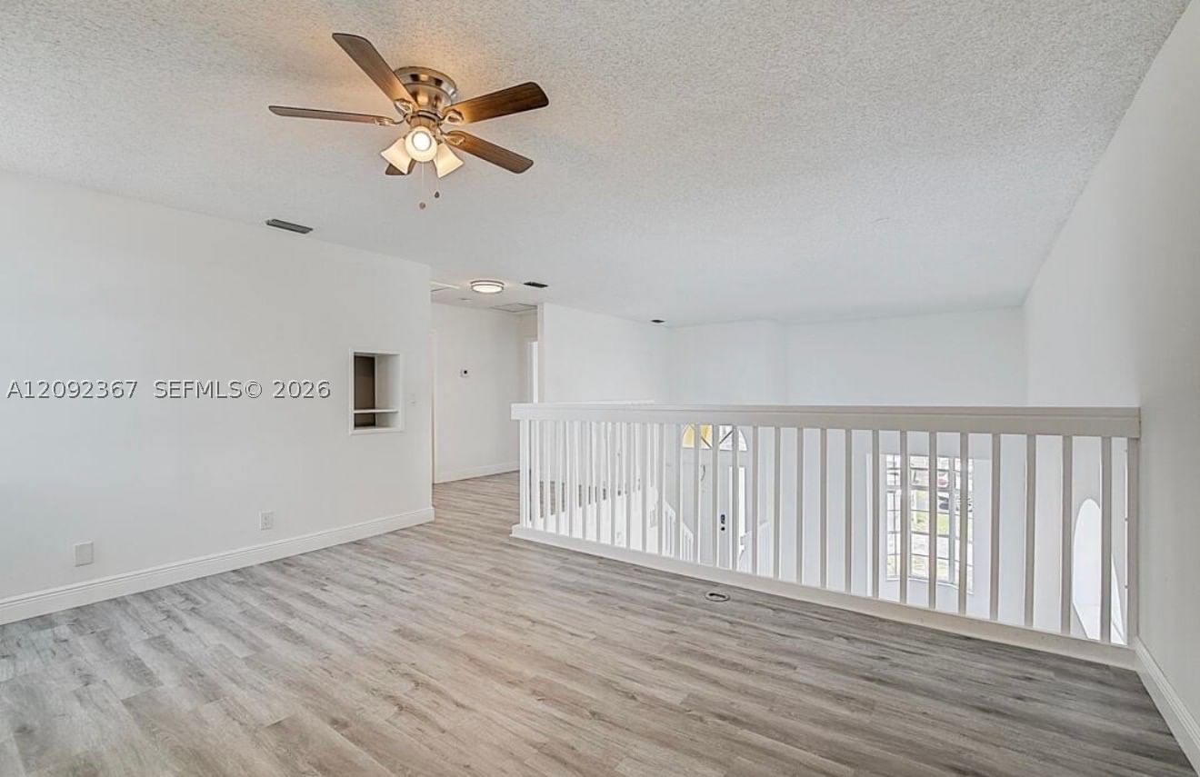 Real estate property located at 10701 10th Ct, Broward, Scarborough Ii, Davie, FL