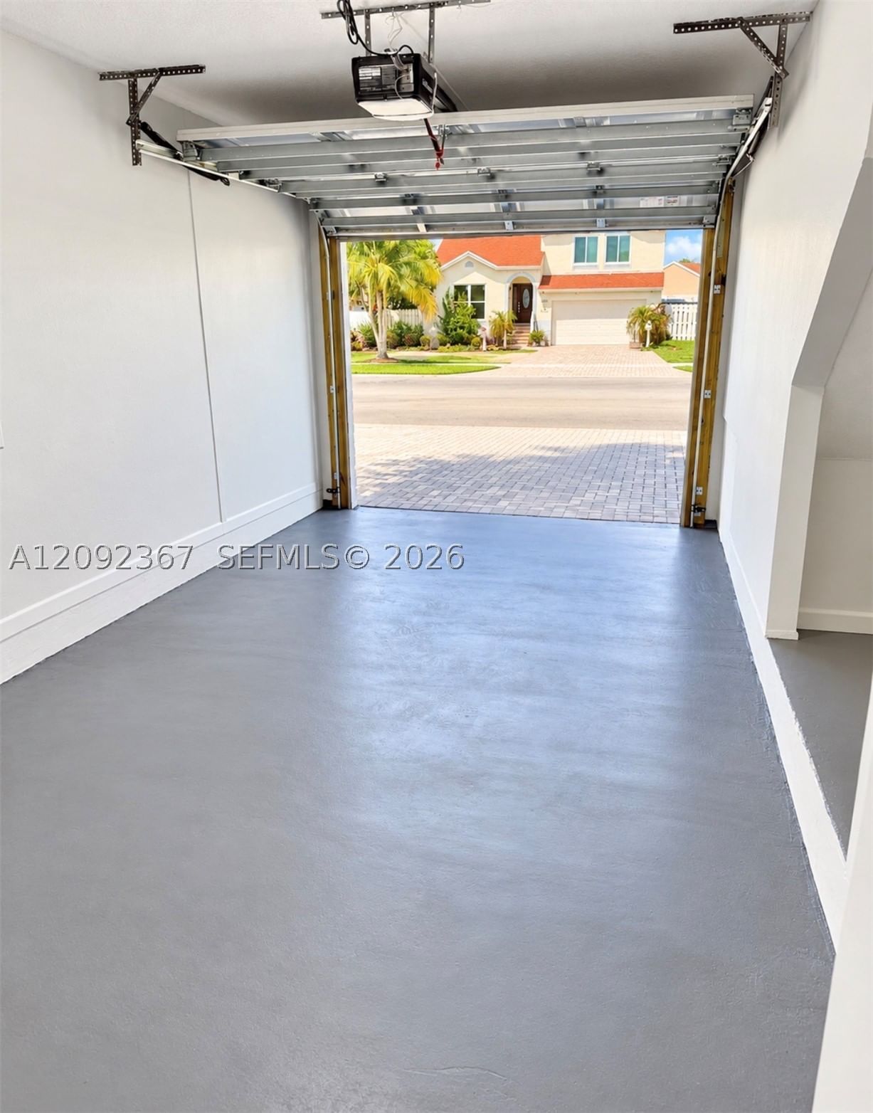 Real estate property located at 10701 10th Ct, Broward, Scarborough Ii, Davie, FL