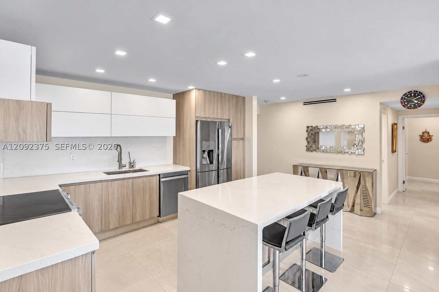 Real estate property located at 19390 Collins Ave #421, Miami-dade, Oceanview Building A Cond, Sunny Isles Beach, FL