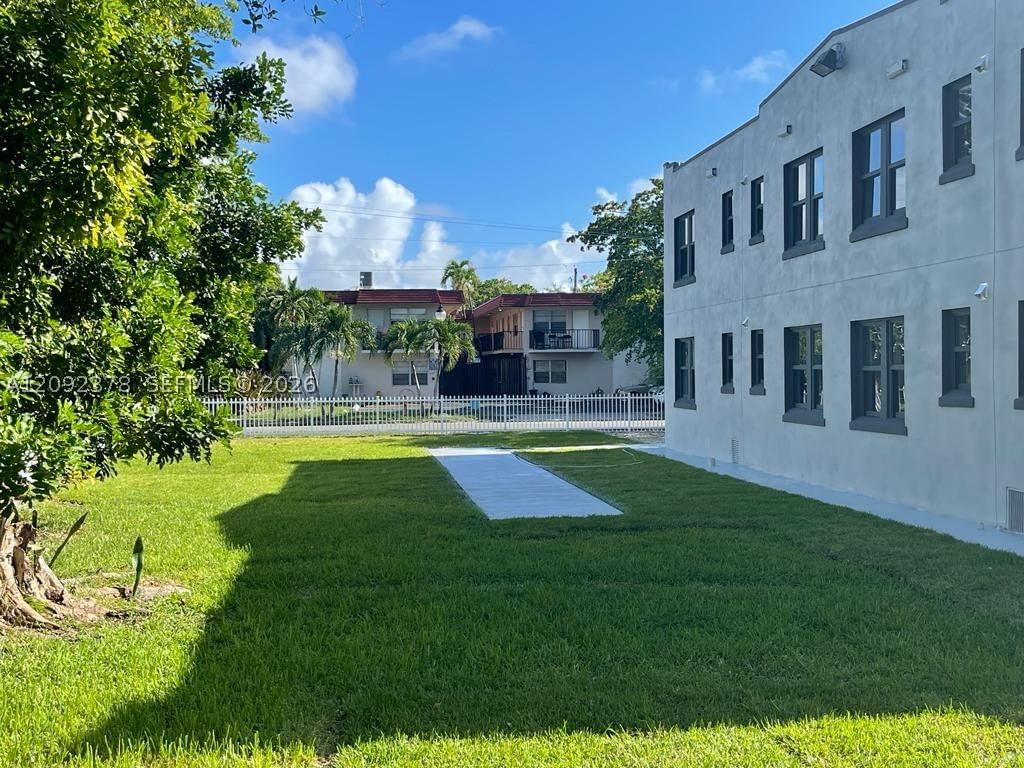 Real estate property located at 2020 Washington St, Broward, Hollywood South Side Add, Hollywood, FL