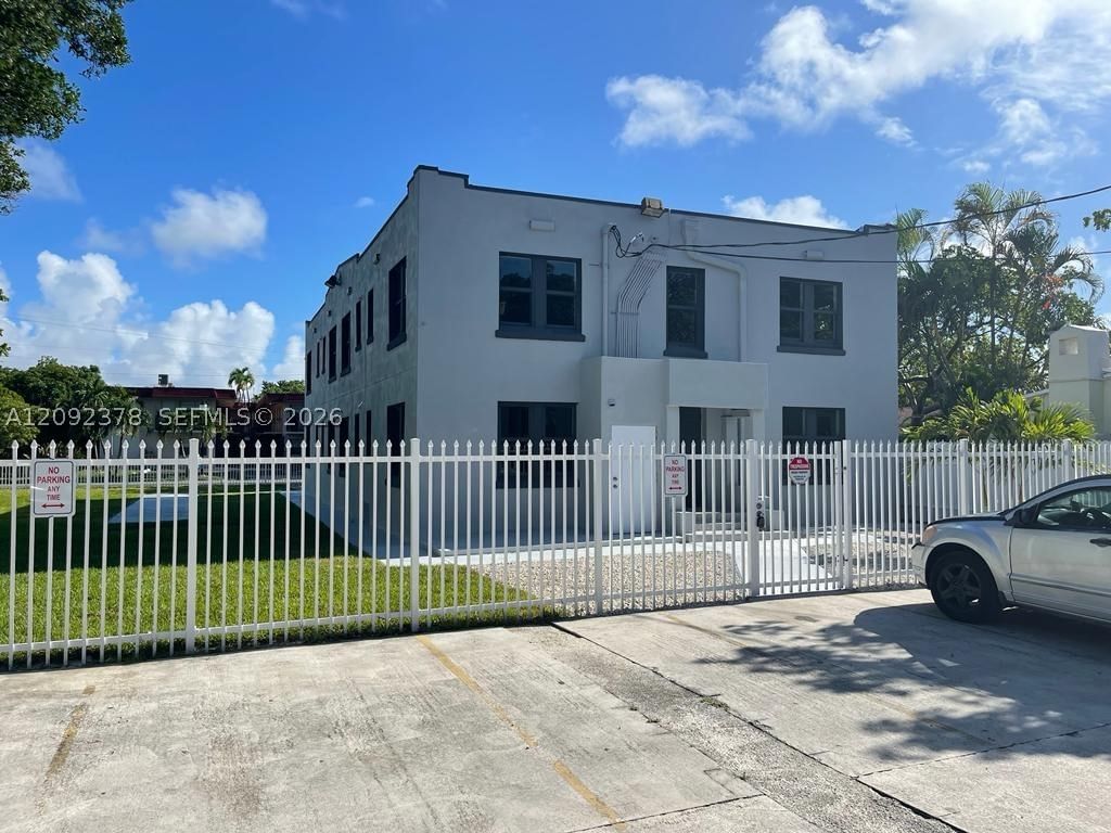 Real estate property located at 2020 Washington St, Broward, Hollywood South Side Add, Hollywood, FL