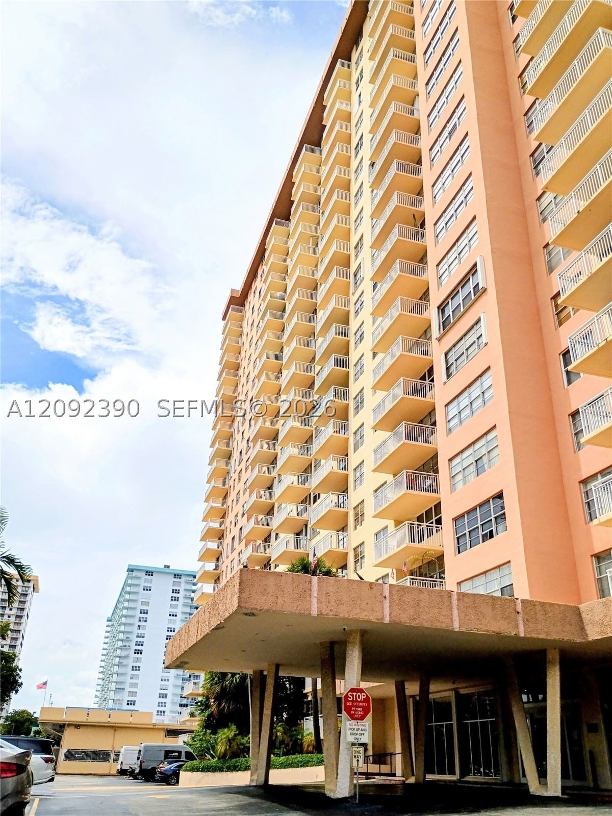 Real estate property located at 251 174th St #1208, Miami-dade, Winston Towers 200 Condo, Sunny Isles Beach, FL