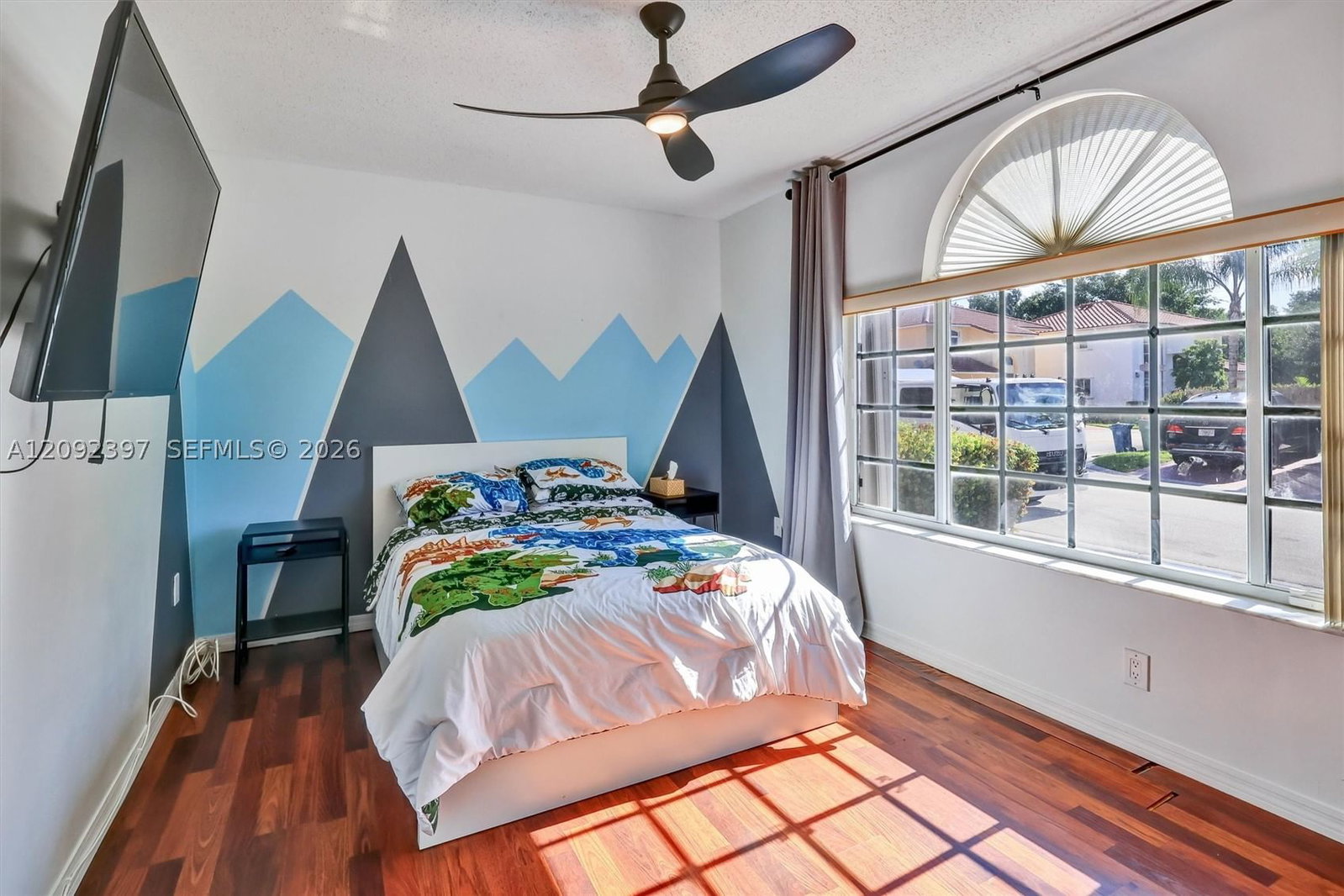 Real estate property located at 127 Danielle Ct, Broward, Bonaventure, Weston, FL