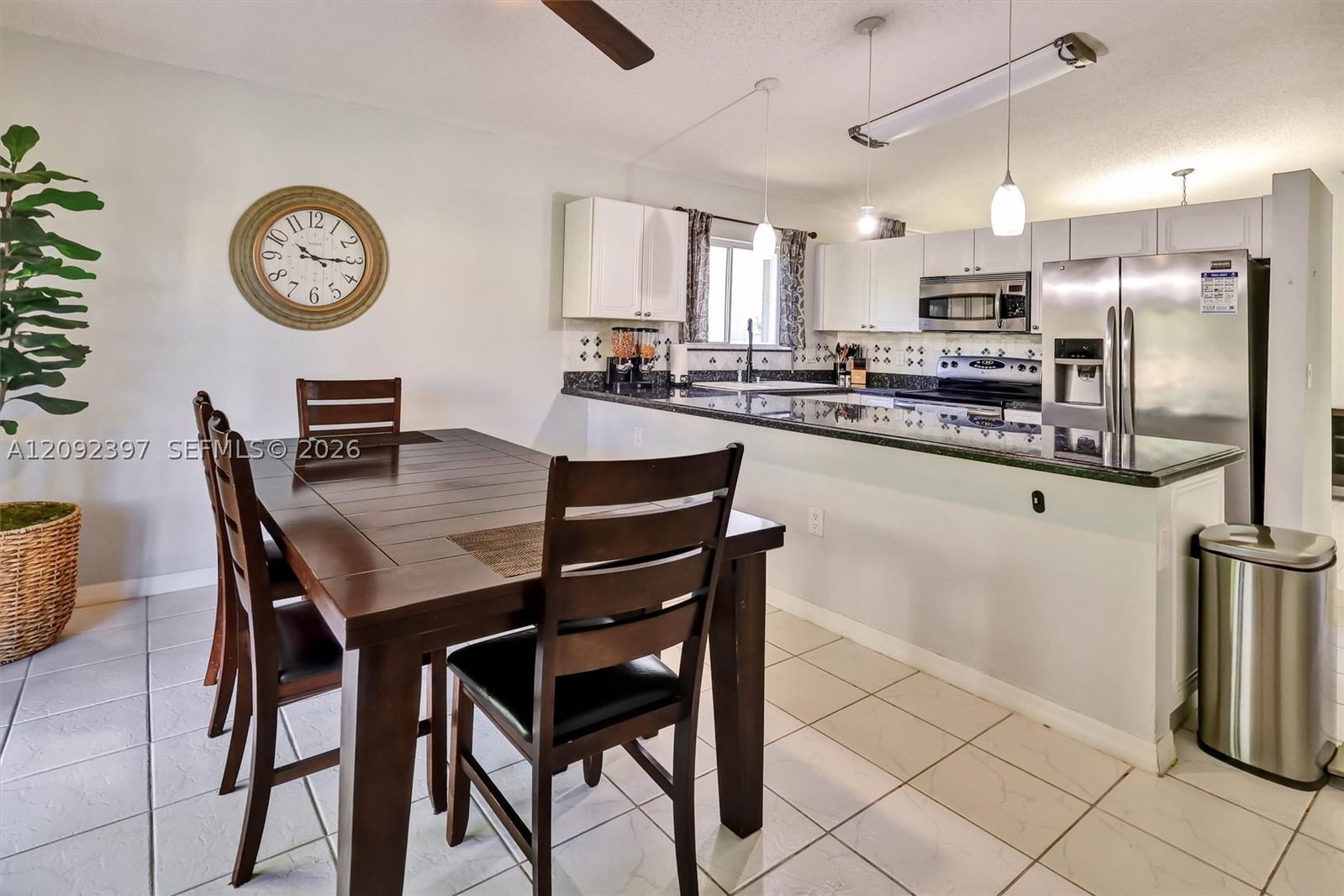 Real estate property located at 127 Danielle Ct, Broward, Bonaventure, Weston, FL