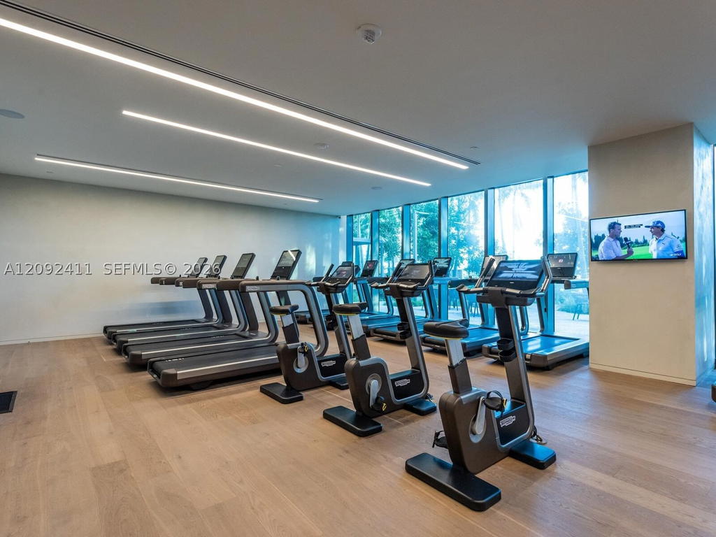 Real estate property located at 650 32 #3302, Miami-dade, Paraiso Bay Condo, Miami, FL