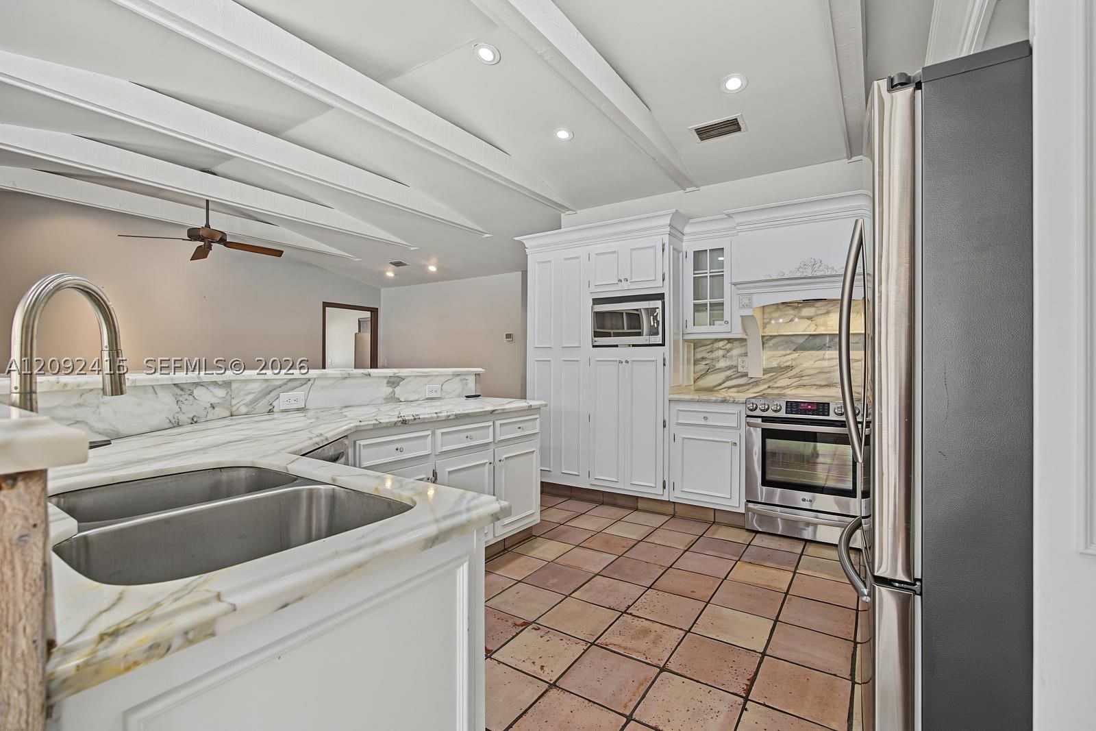 Real estate property located at 7320 16th St, Broward, New Orleans Villas, Plantation, FL