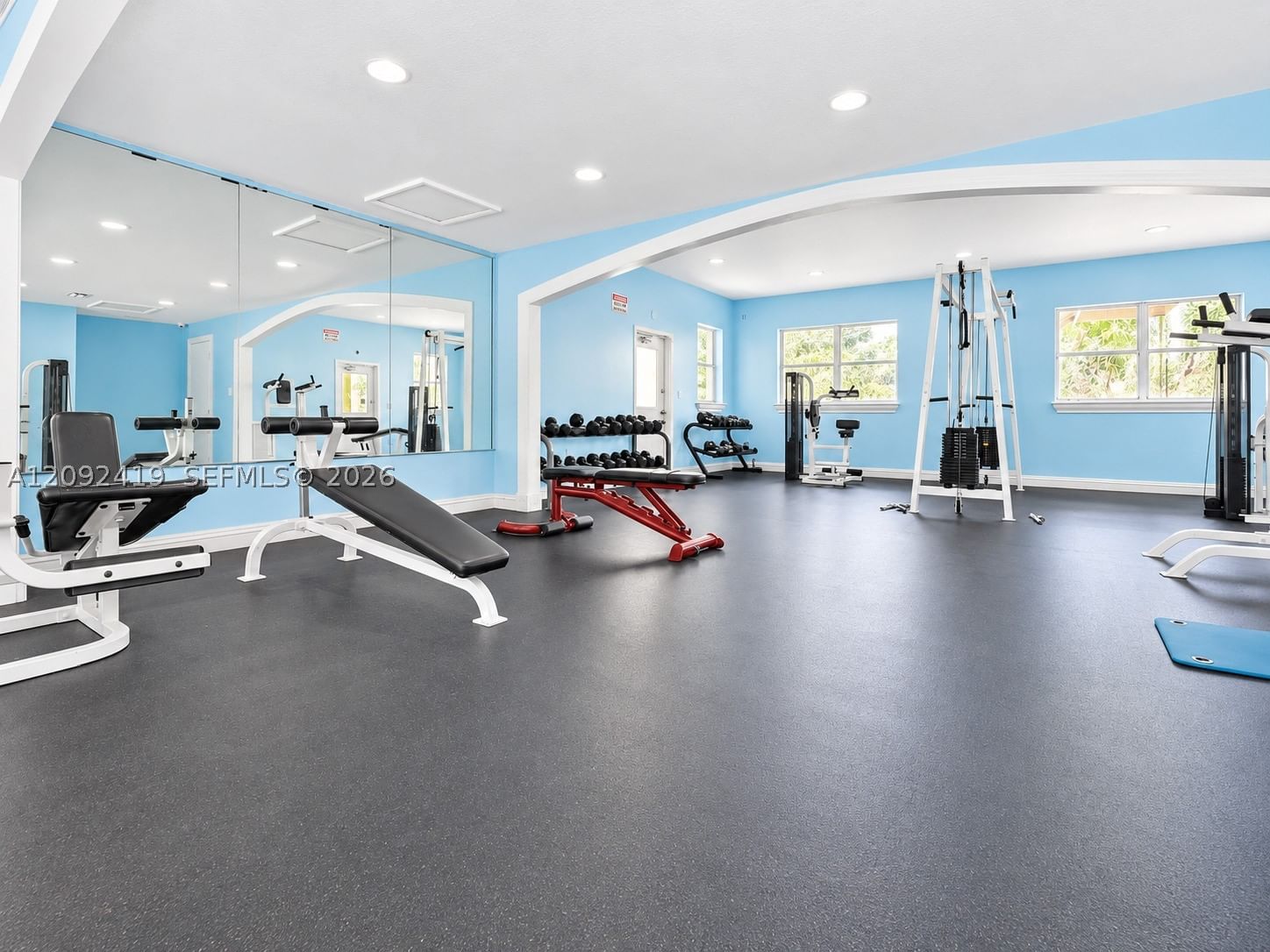 Real estate property located at 8290 Lake Dr #112, Miami-dade, Las Vistas At Doral Condo, Doral, FL