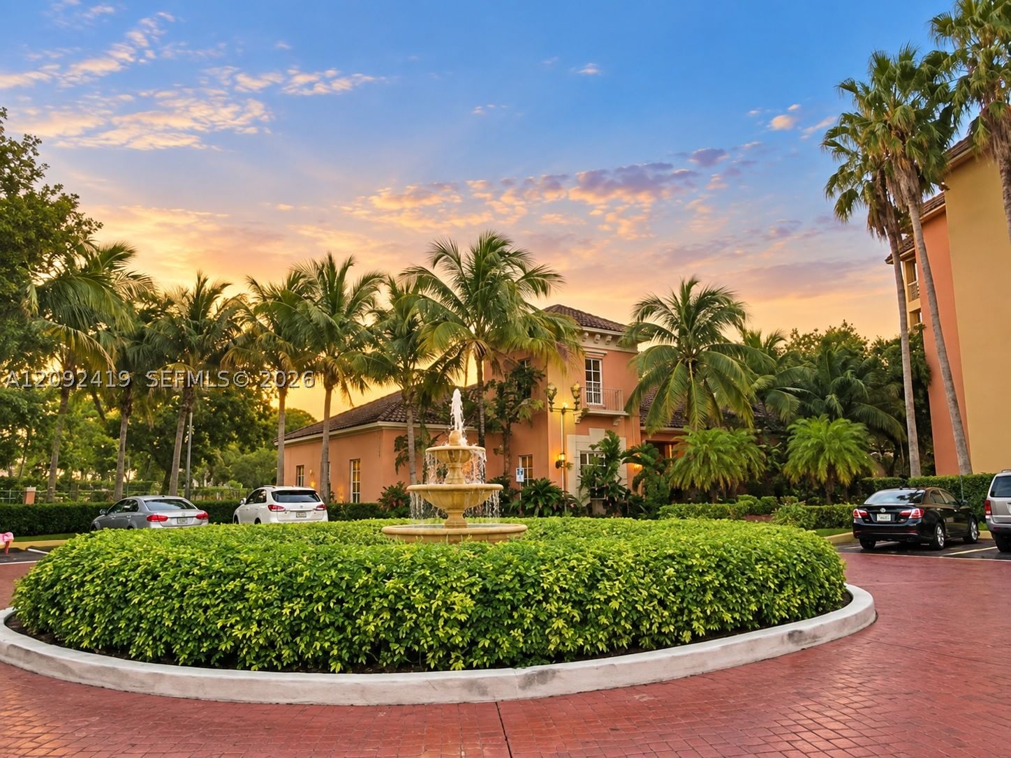 Real estate property located at 8290 Lake Dr #112, Miami-dade, Las Vistas At Doral Condo, Doral, FL