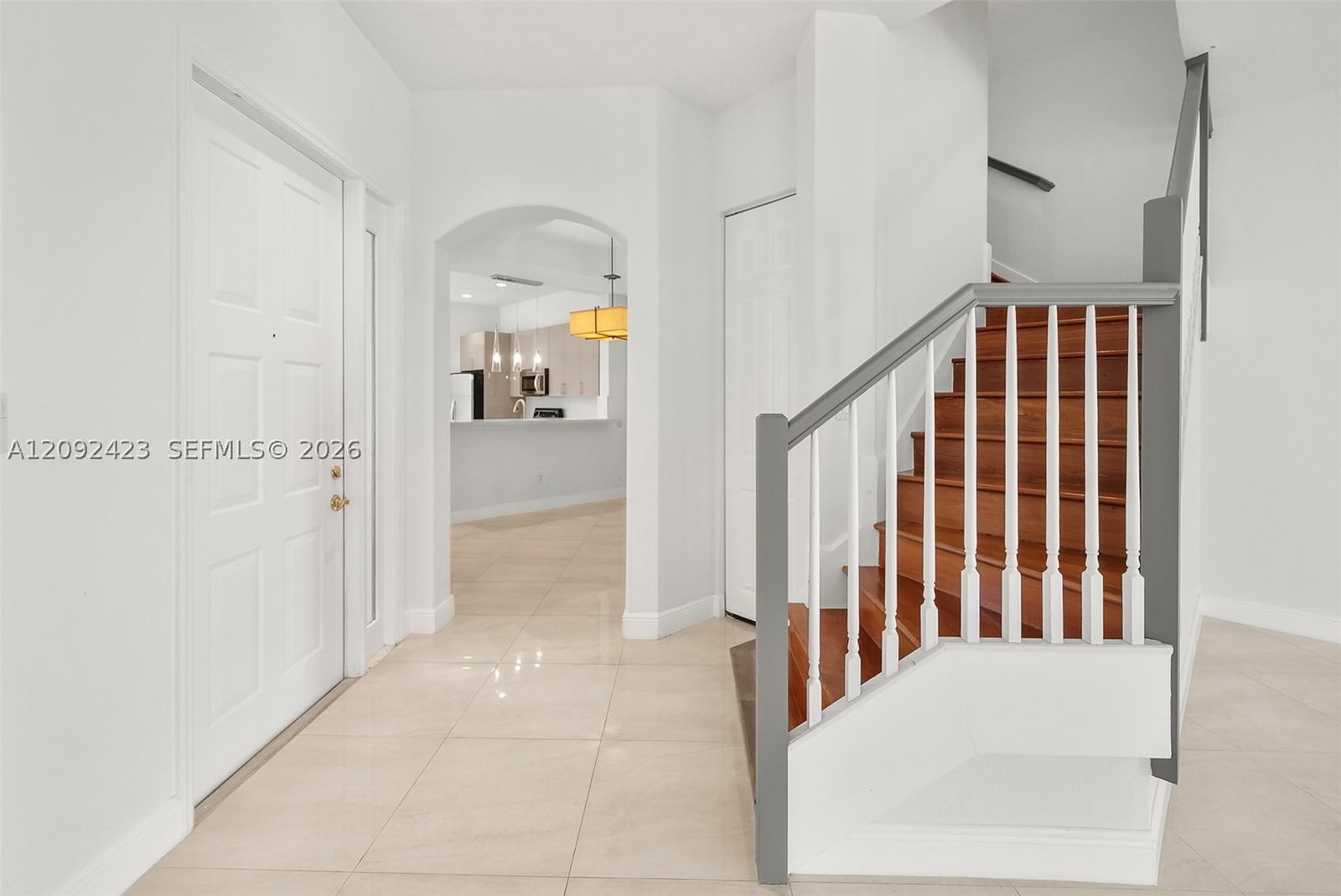 Real estate property located at 887 Spinnaker Dr W, Broward, Three Islands 3rd Section, Hollywood, FL