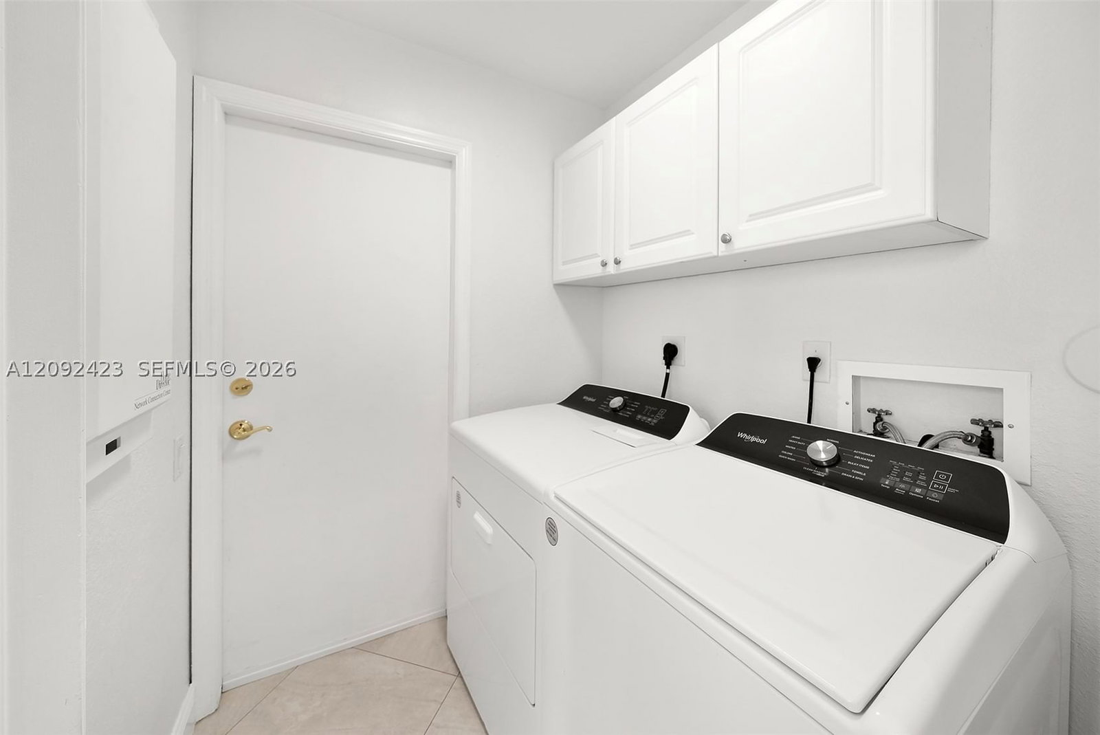 Real estate property located at 887 Spinnaker Dr W, Broward, Three Islands 3rd Section, Hollywood, FL