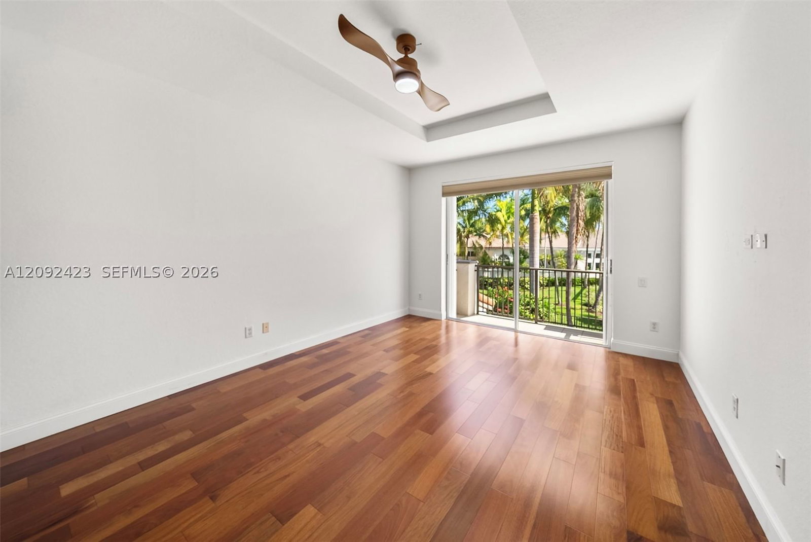 Real estate property located at 887 Spinnaker Dr W, Broward, Three Islands 3rd Section, Hollywood, FL