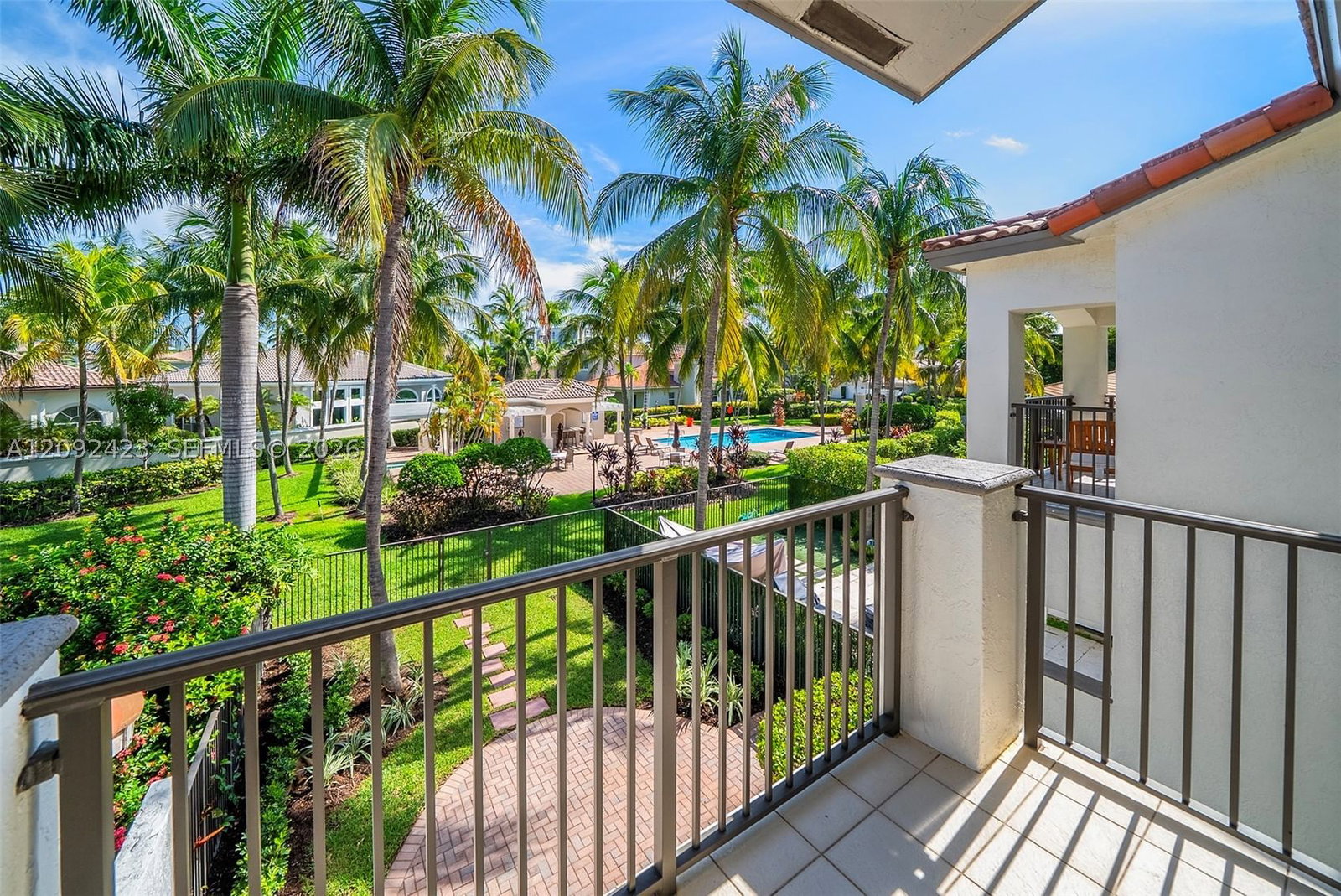 Real estate property located at 887 Spinnaker Dr W, Broward, Three Islands 3rd Section, Hollywood, FL