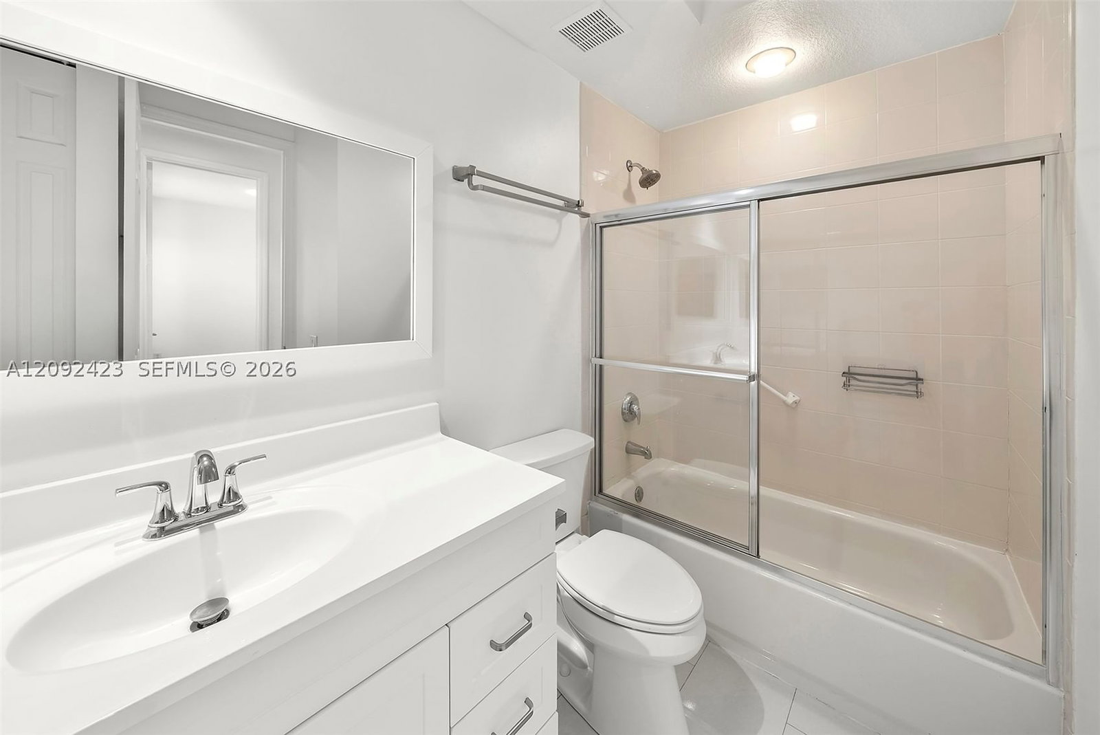 Real estate property located at 887 Spinnaker Dr W, Broward, Three Islands 3rd Section, Hollywood, FL