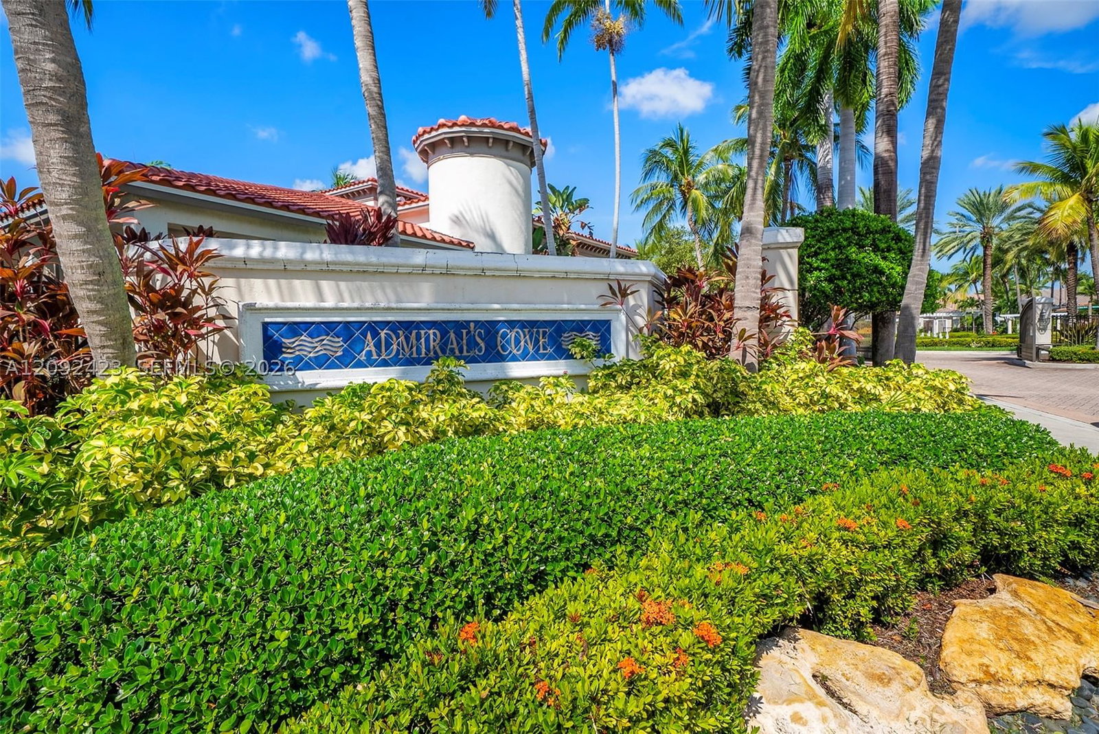 Real estate property located at 887 Spinnaker Dr W, Broward, Three Islands 3rd Section, Hollywood, FL