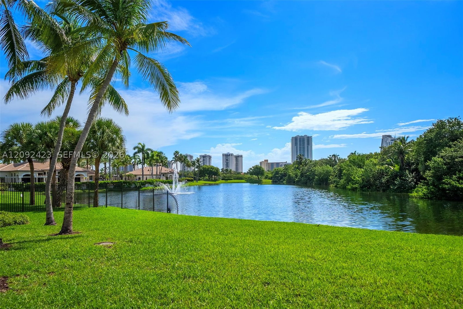 Real estate property located at 887 Spinnaker Dr W, Broward, Three Islands 3rd Section, Hollywood, FL