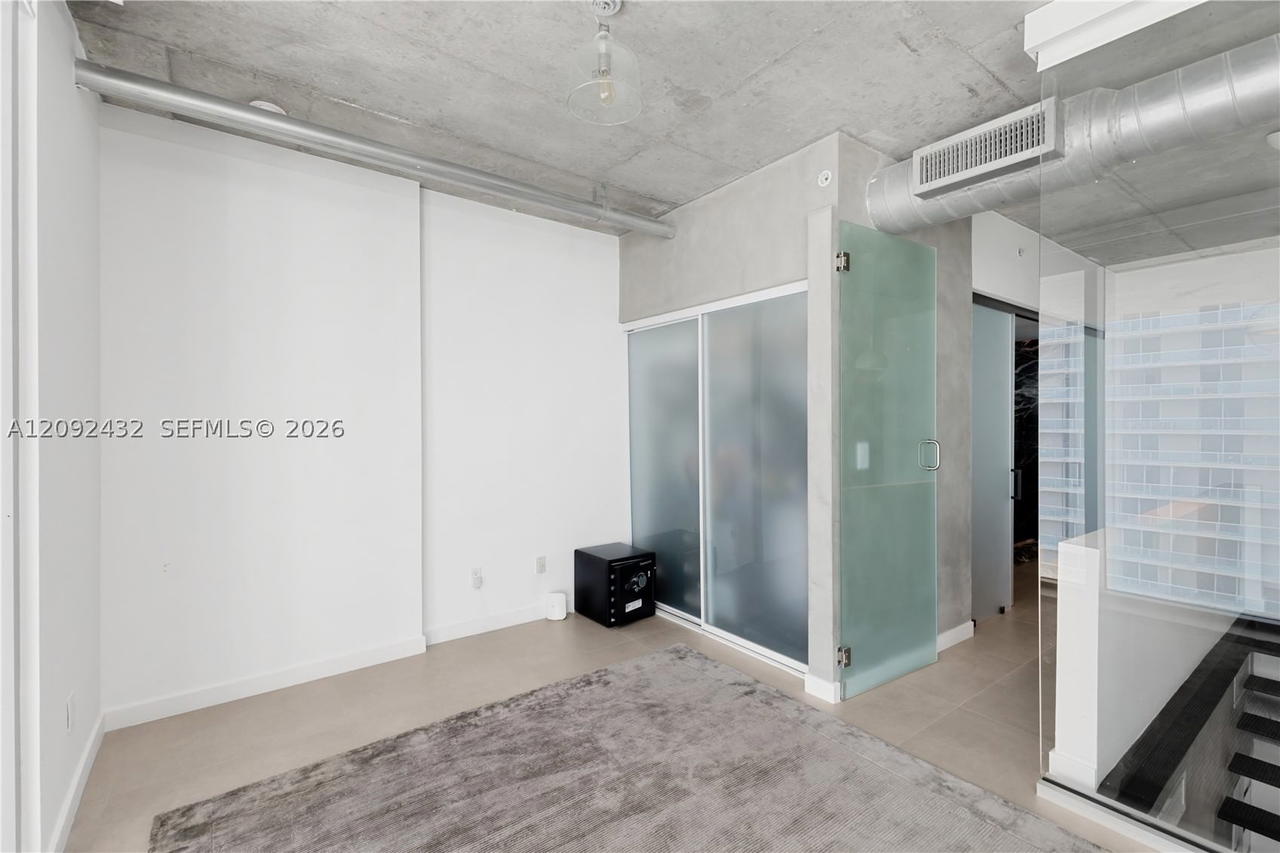Real estate property located at 690 1st Ct PHII12, Miami-dade, Neo Vertika Condo, Miami, FL