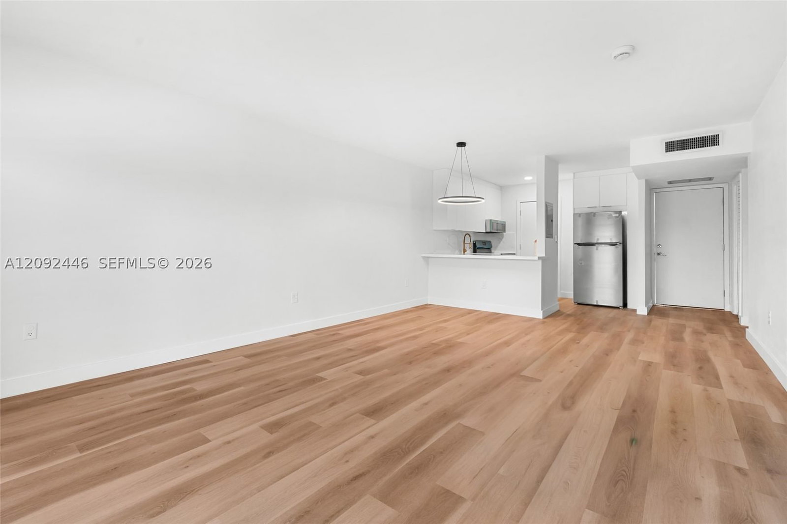 Real estate property located at 2929 Point East Dr A303, Miami-dade, Point East One Condo-bldg, Aventura, FL