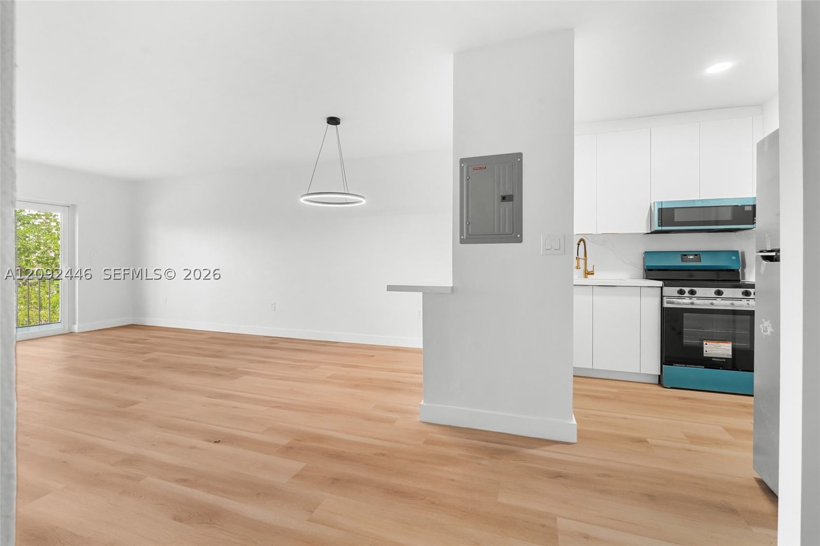 Real estate property located at 2929 Point East Dr A303, Miami-dade, Point East One Condo-bldg, Aventura, FL