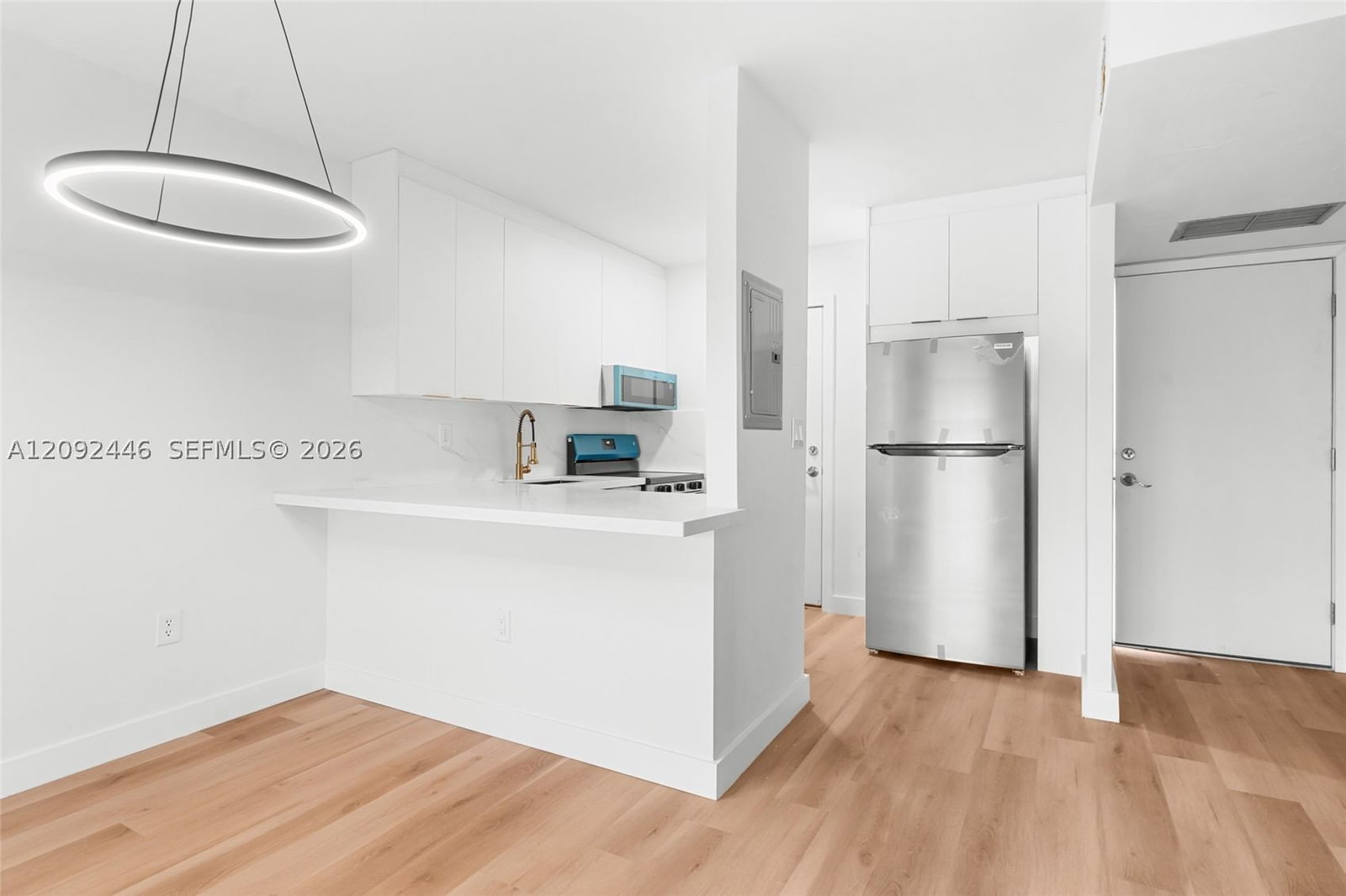 Real estate property located at 2929 Point East Dr A303, Miami-dade, Point East One Condo-bldg, Aventura, FL