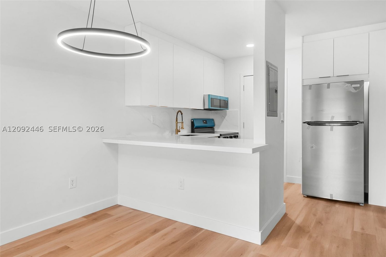 Real estate property located at 2929 Point East Dr A303, Miami-dade, Point East One Condo-bldg, Aventura, FL