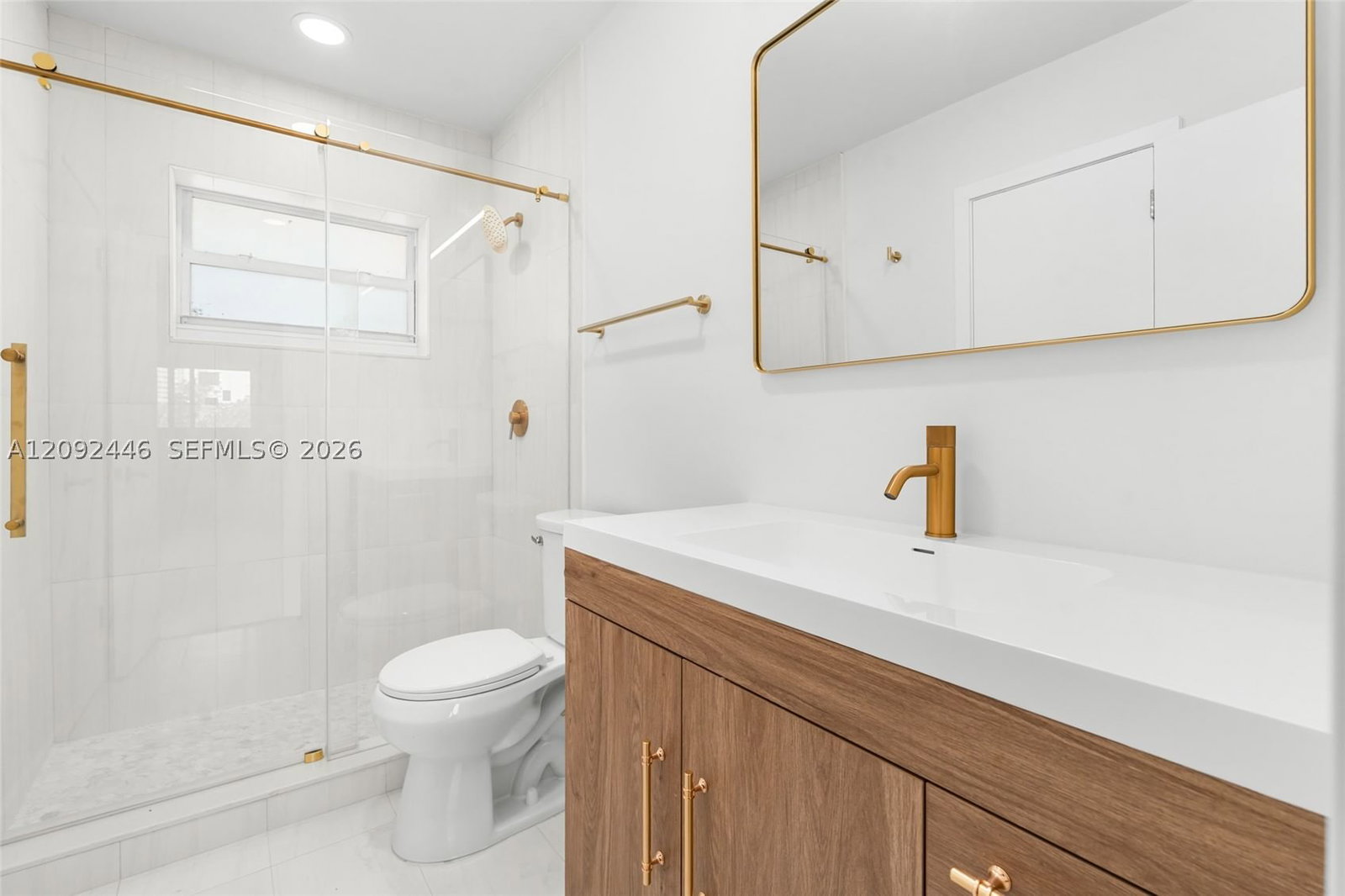 Real estate property located at 2929 Point East Dr A303, Miami-dade, Point East One Condo-bldg, Aventura, FL