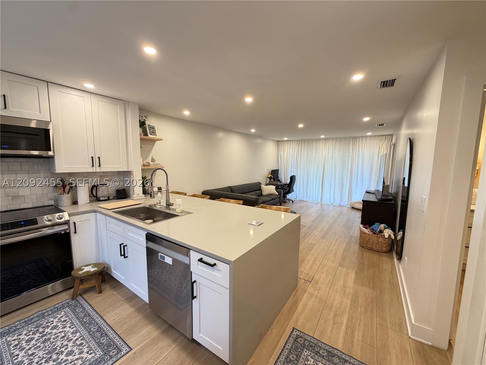 Real estate property located at 844 Banks Rd, Broward, Lakewood East Sec 1, Coconut Creek, FL
