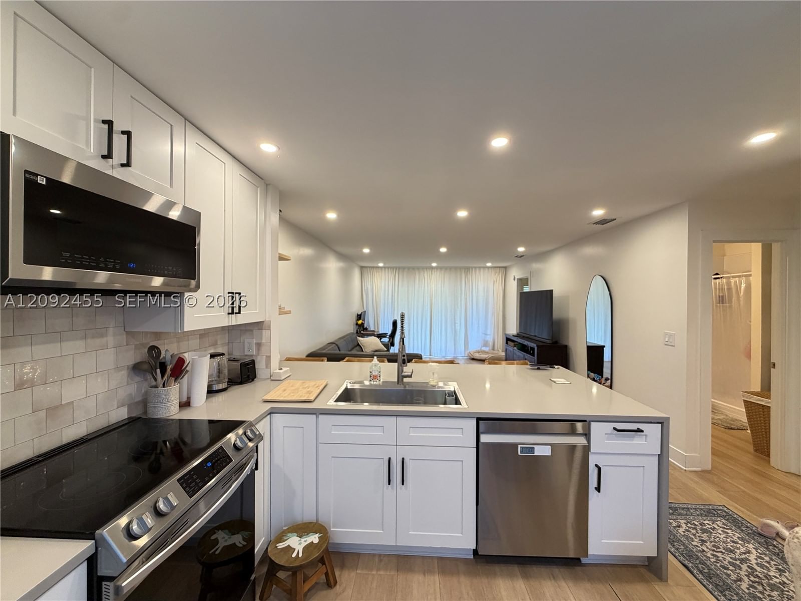 Real estate property located at 844 Banks Rd, Broward, Lakewood East Sec 1, Coconut Creek, FL