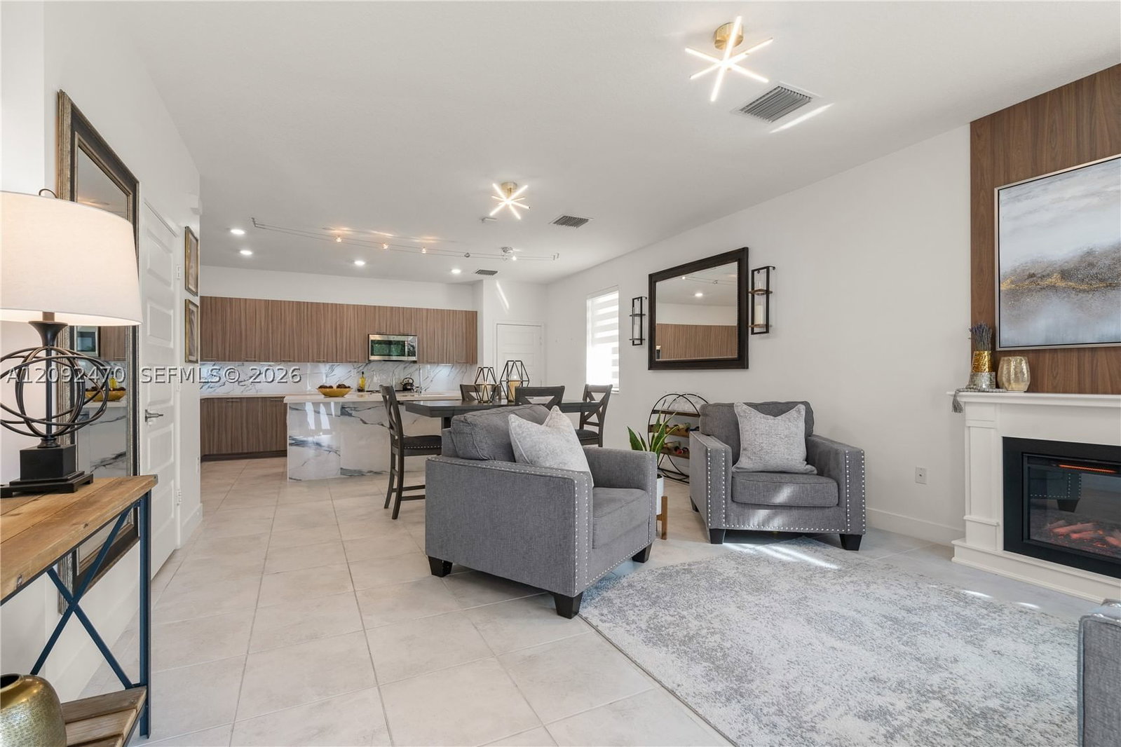 Real estate property located at 4809 83rd Pkwy, Miami-dade, Downtown Doral South Phas, Doral, FL
