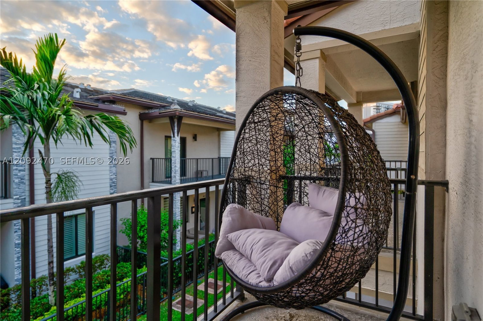 Real estate property located at 4809 83rd Pkwy, Miami-dade, Downtown Doral South Phas, Doral, FL