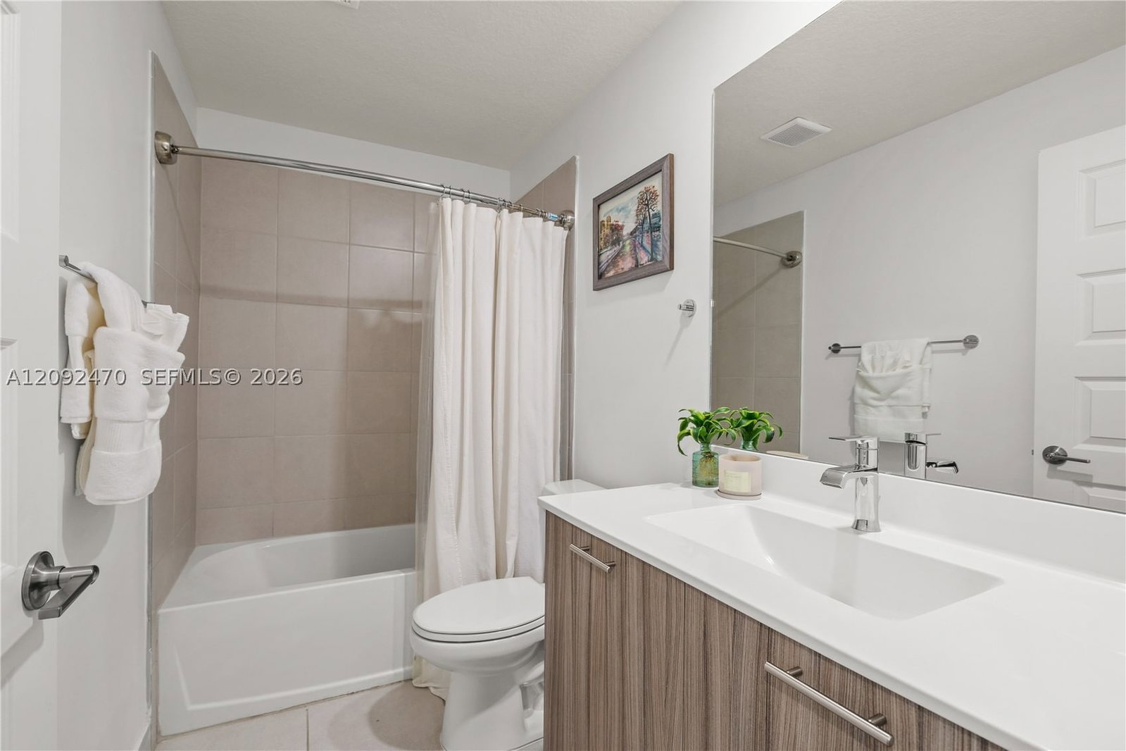 Real estate property located at 4809 83rd Pkwy, Miami-dade, Downtown Doral South Phas, Doral, FL