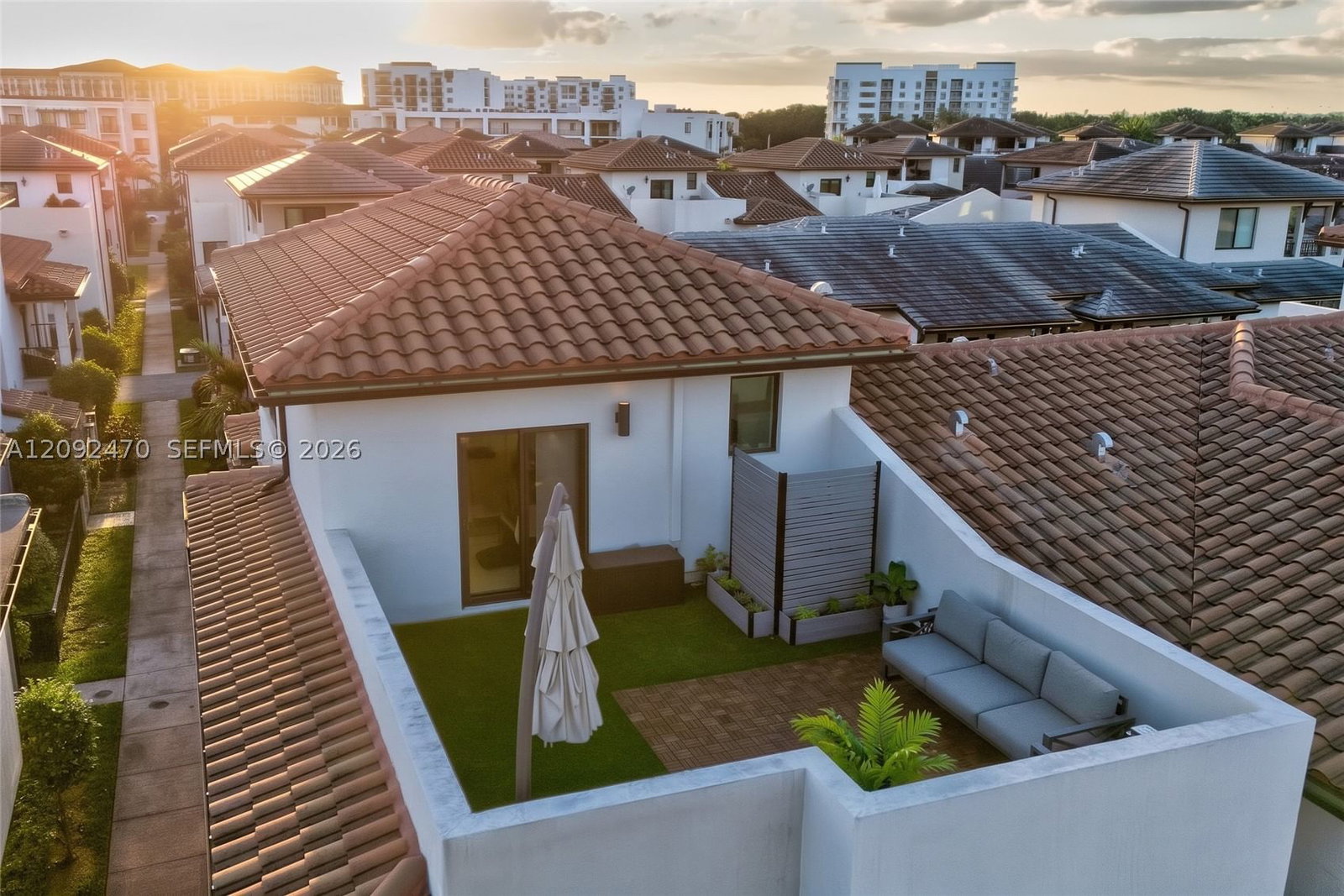 Real estate property located at 4809 83rd Pkwy, Miami-dade, Downtown Doral South Phas, Doral, FL