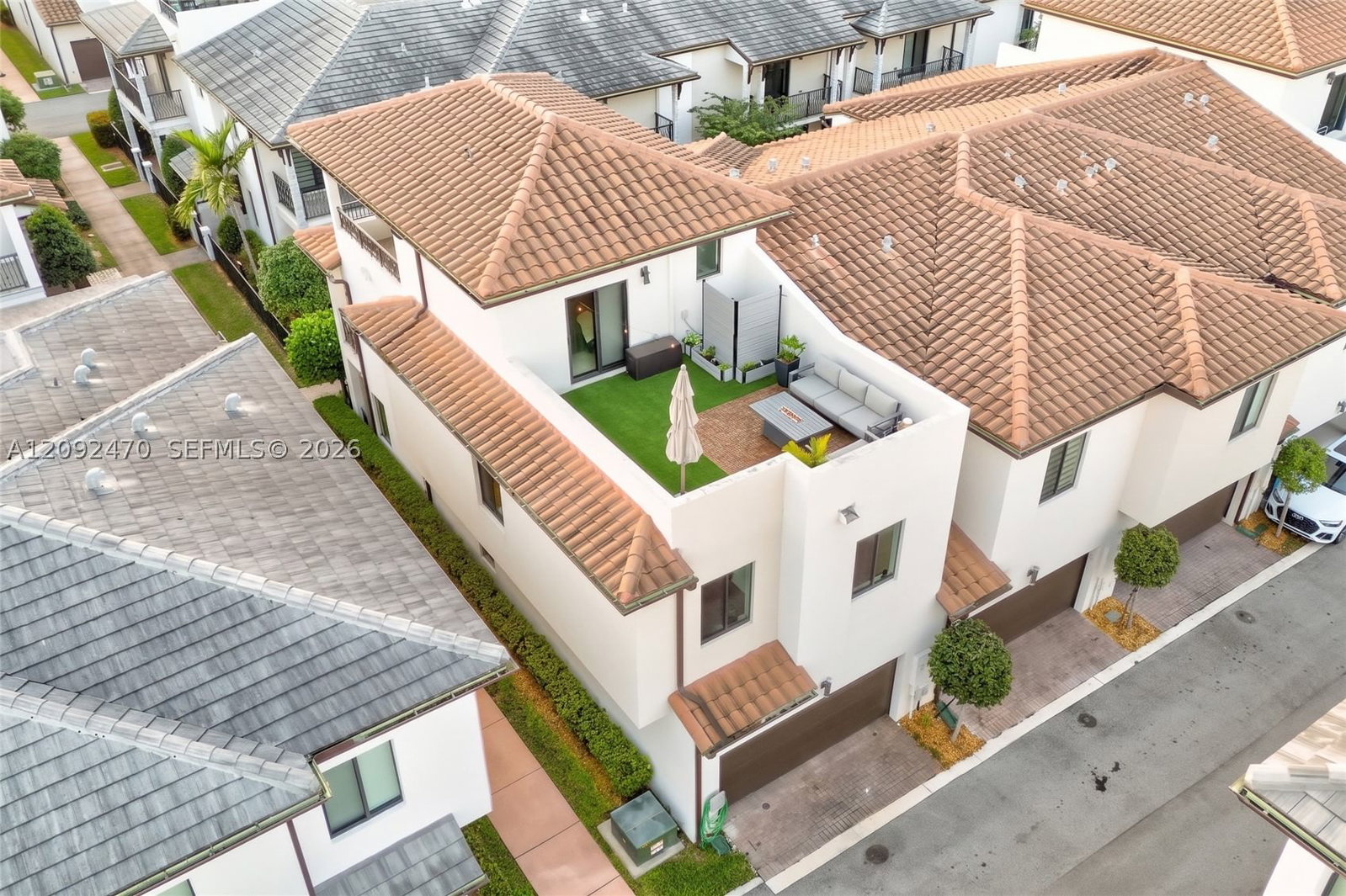 Real estate property located at 4809 83rd Pkwy, Miami-dade, Downtown Doral South Phas, Doral, FL