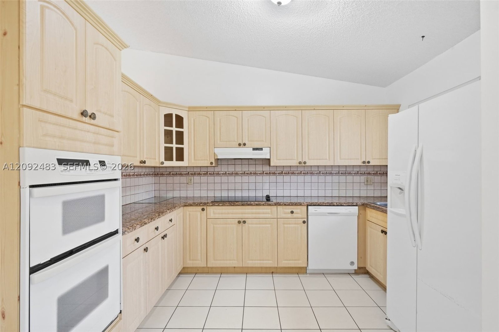 Real estate property located at 12641 102nd Pl, Miami-dade, Gardens Of El Jardin Sec, Hialeah Gardens, FL