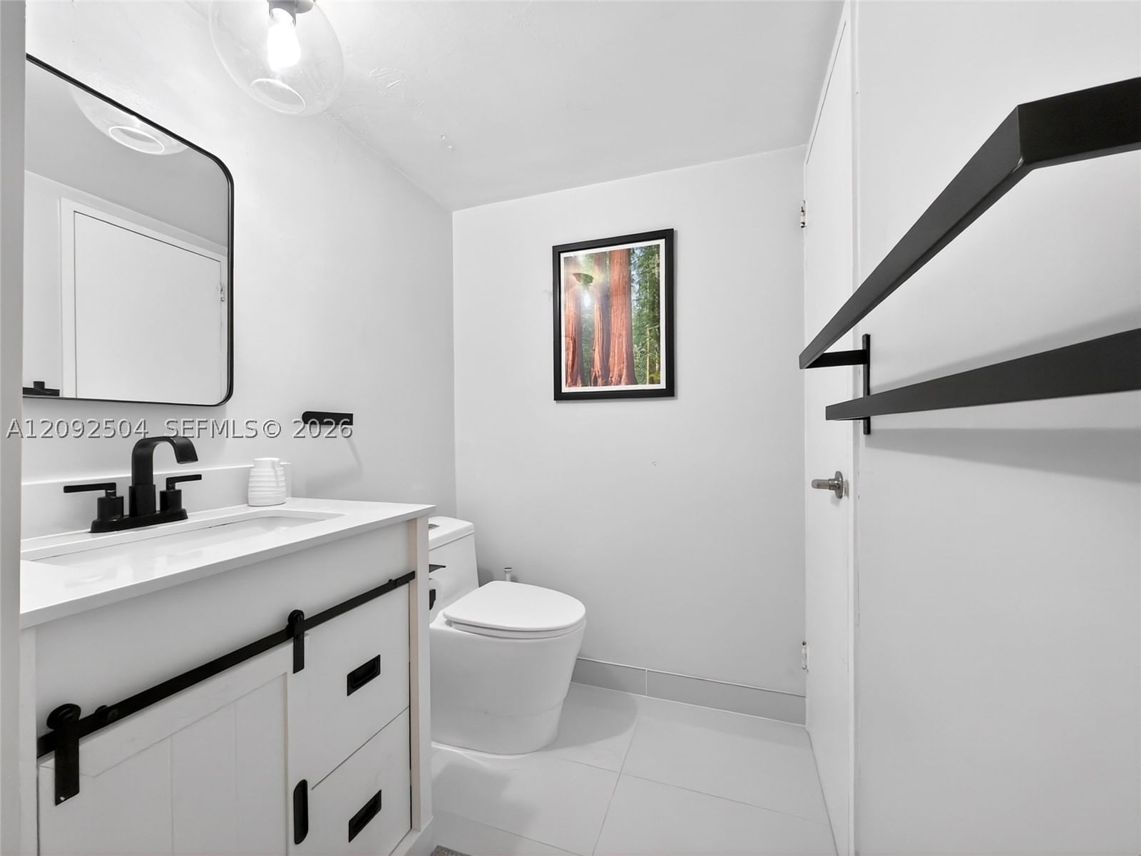 Real estate property located at 5700 Collins Ave #3M, Miami-dade, Seacoast 5700 Condo, Miami Beach, FL
