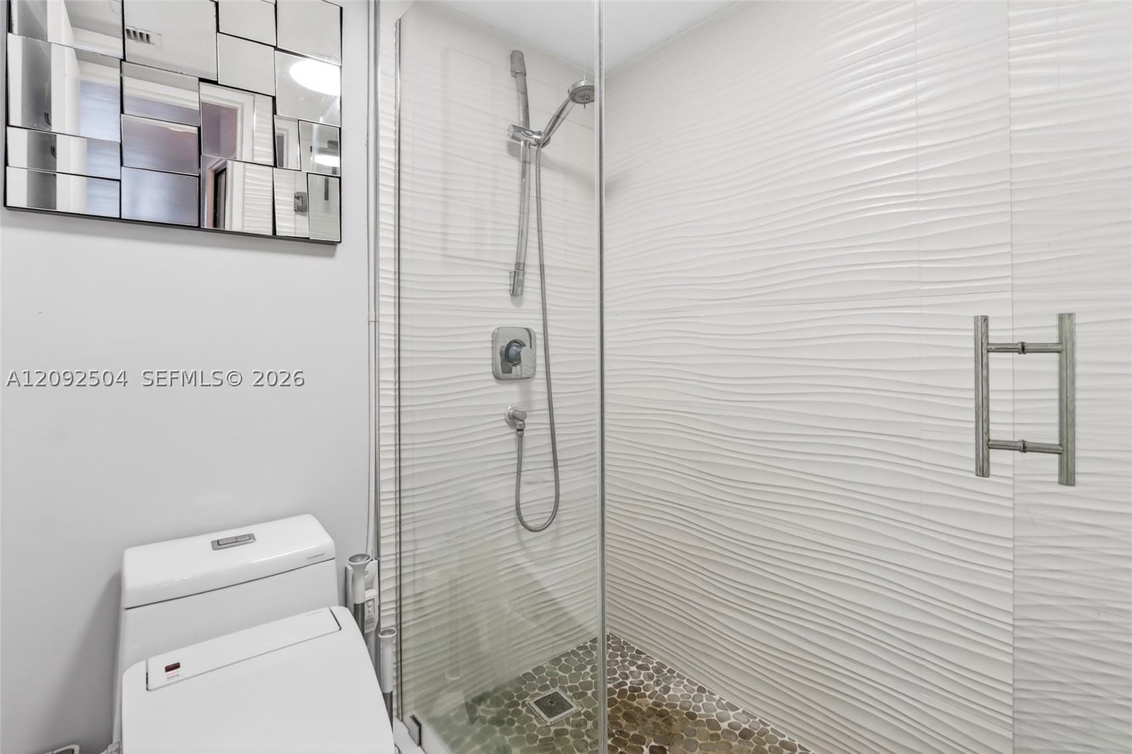 Real estate property located at 5700 Collins Ave #3M, Miami-dade, Seacoast 5700 Condo, Miami Beach, FL
