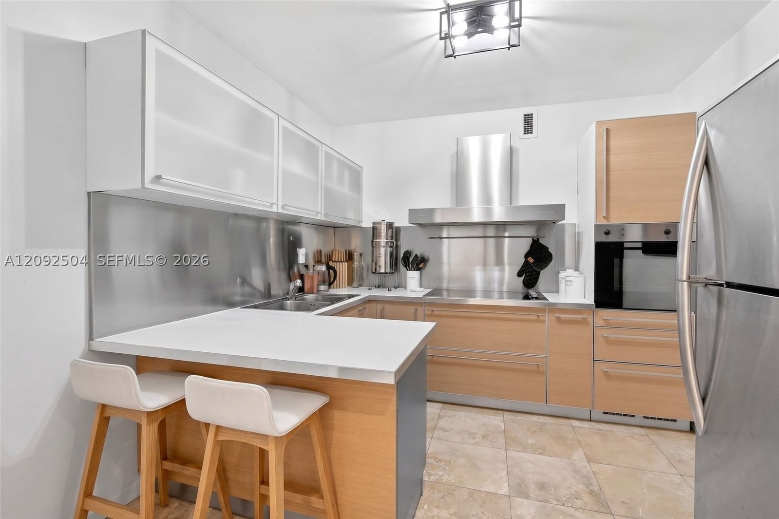 Real estate property located at 5700 Collins Ave #3M, Miami-dade, Seacoast 5700 Condo, Miami Beach, FL