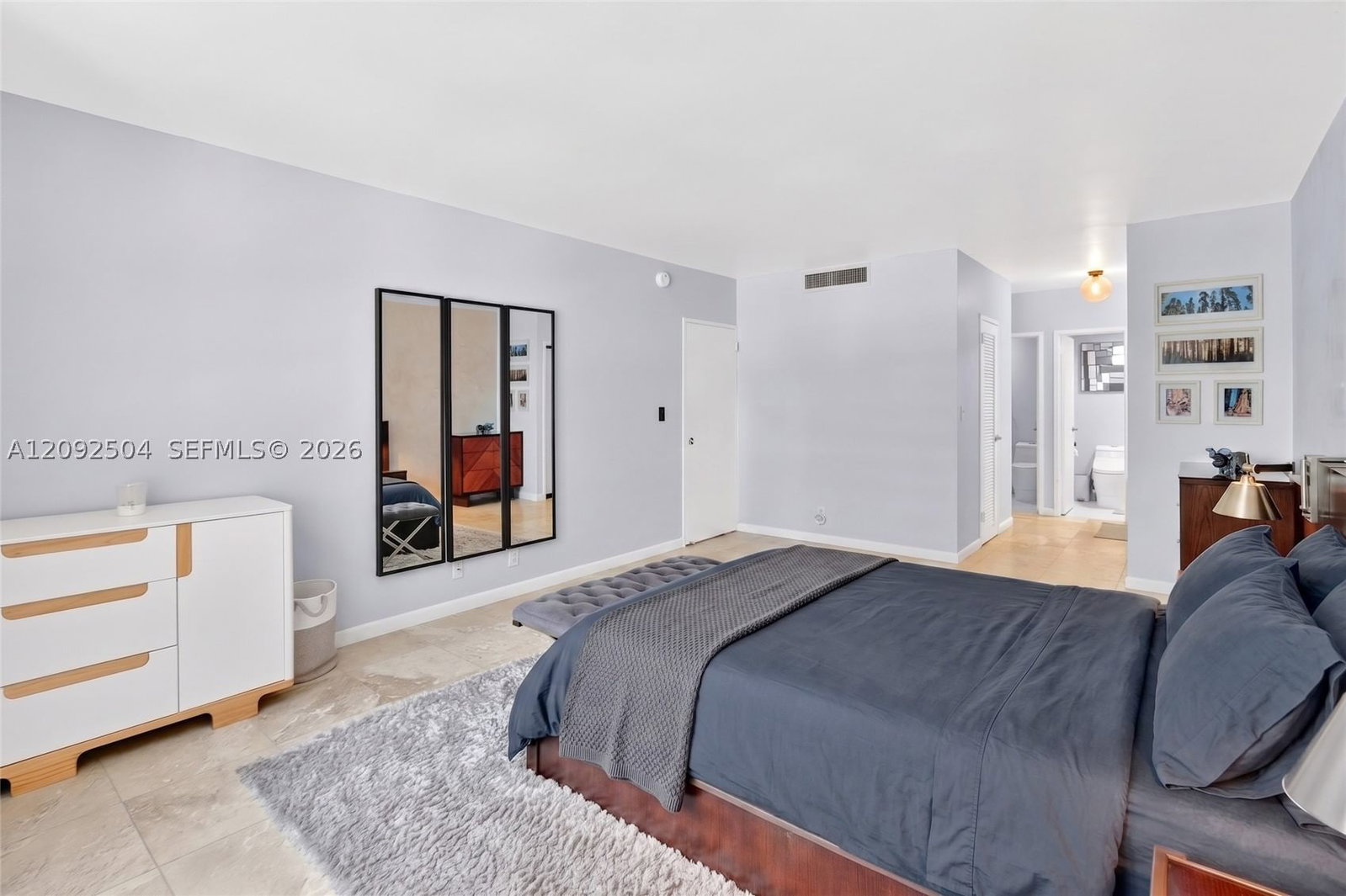 Real estate property located at 5700 Collins Ave #3M, Miami-dade, Seacoast 5700 Condo, Miami Beach, FL