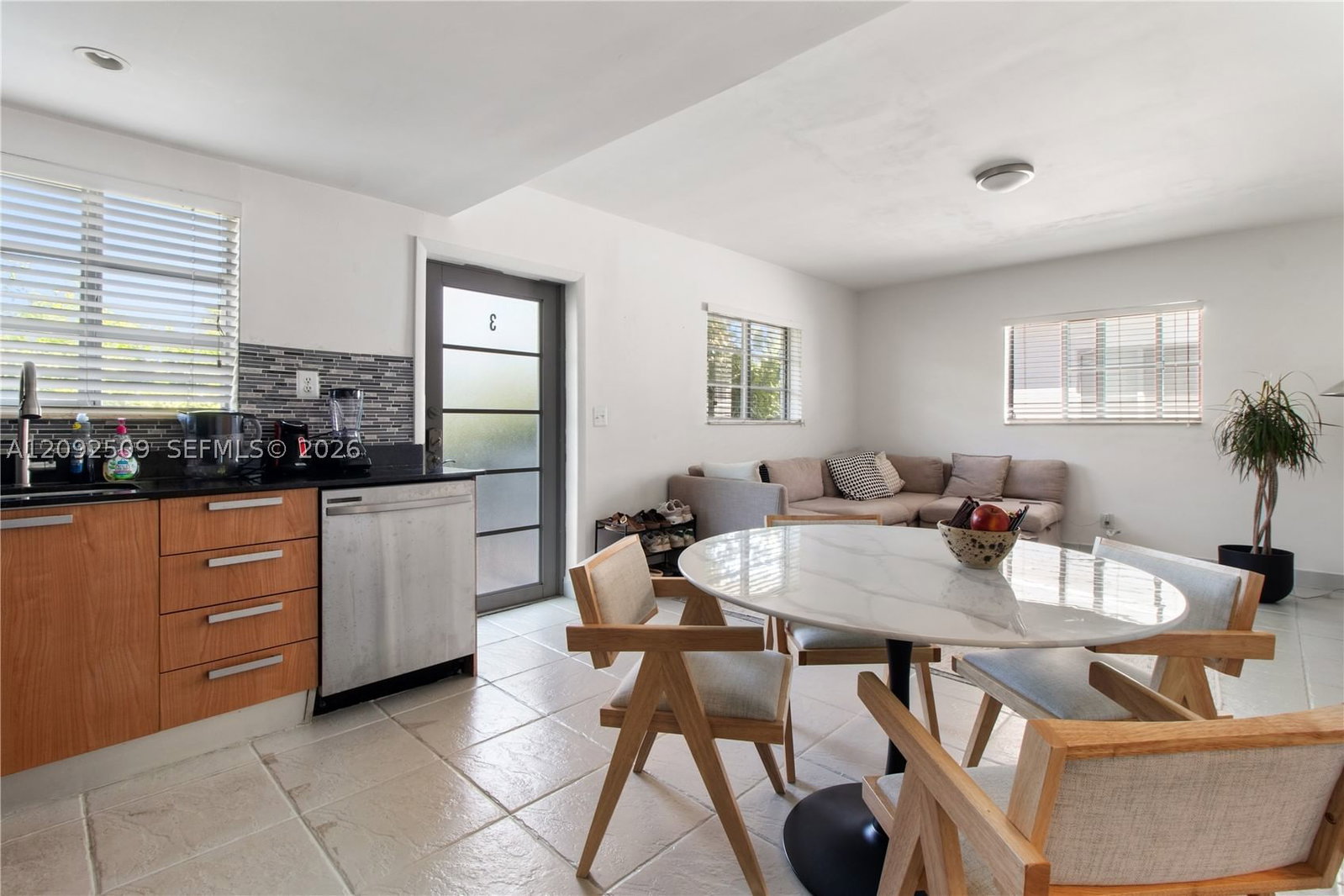 Real estate property located at 1050 7th St #1050-3, Miami-dade, Lenox On The Beach Condo, Miami Beach, FL