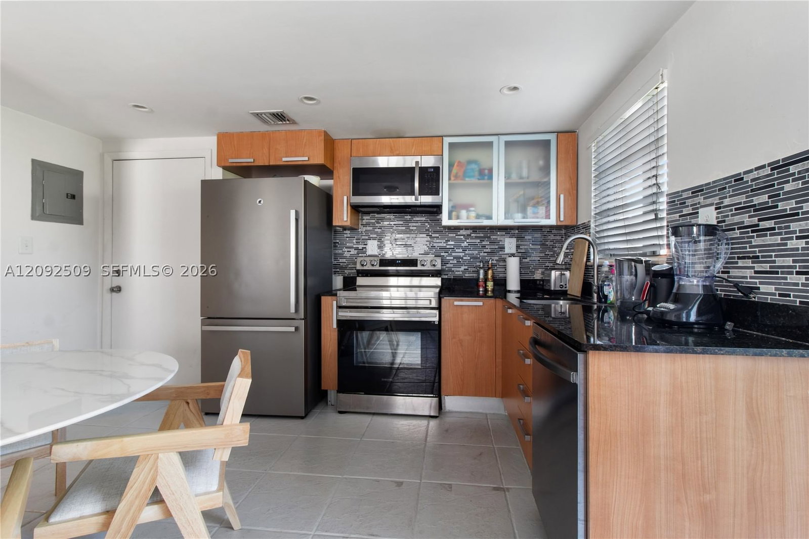 Real estate property located at 1050 7th St #1050-3, Miami-dade, Lenox On The Beach Condo, Miami Beach, FL
