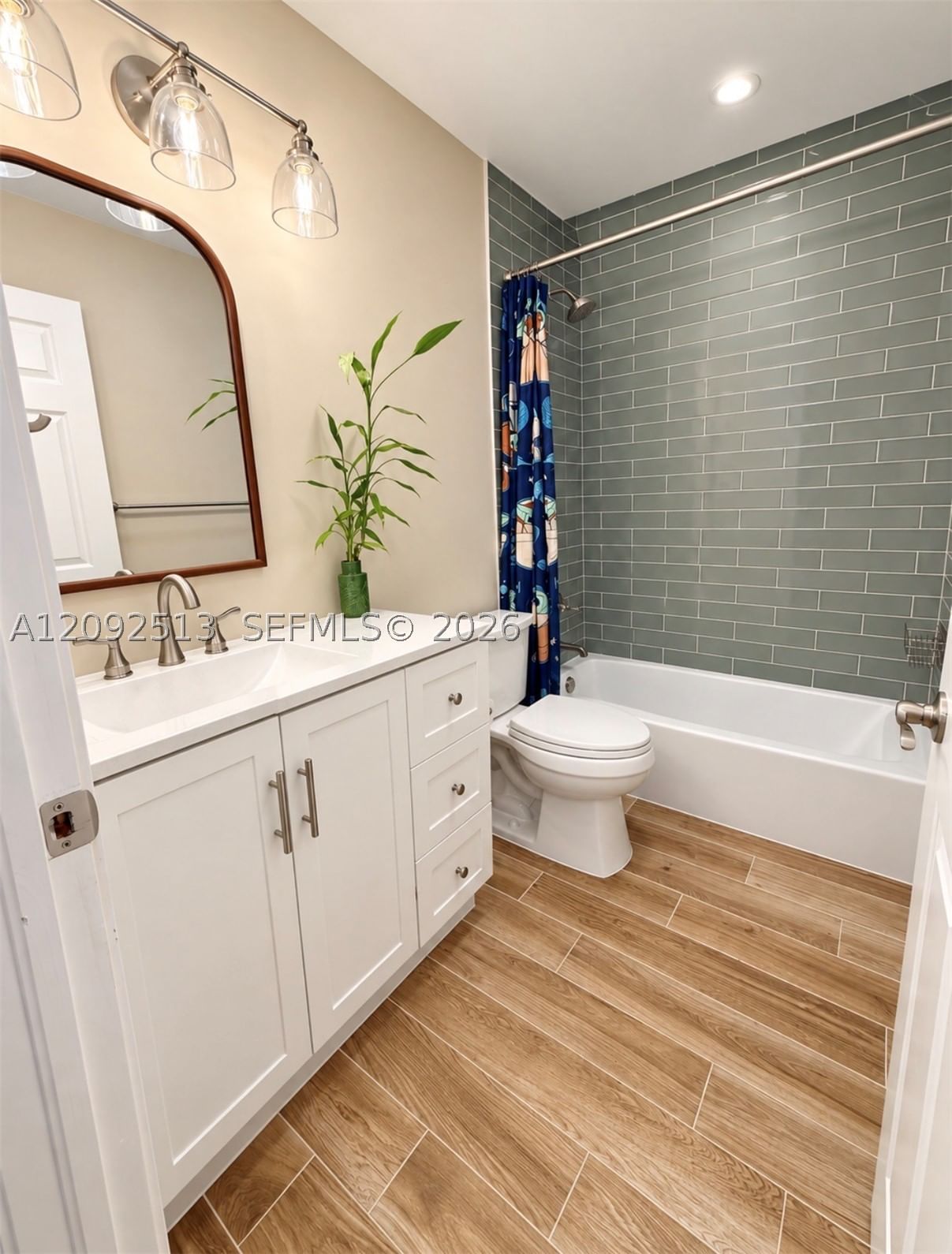 Real estate property located at 10024 4th St, Broward, Central Park Lake, Plantation, FL