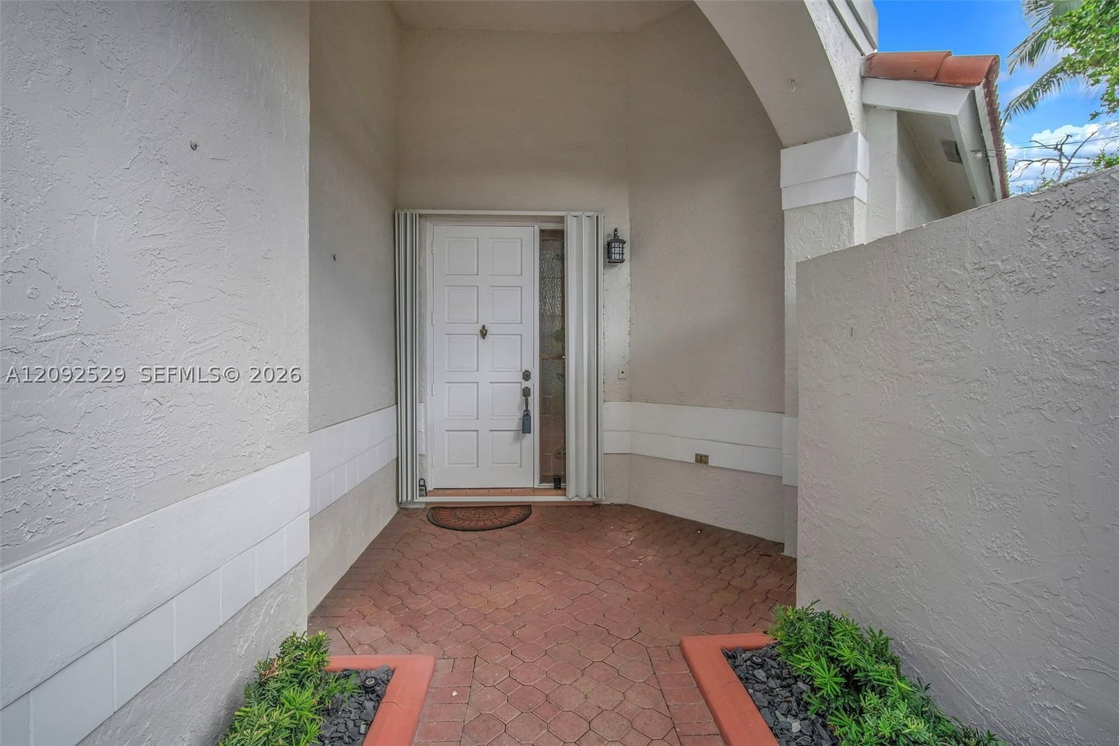 Real estate property located at 1545 Lacosta Dr W, Broward, Hollywood Lakes Country C, Pembroke Pines, FL